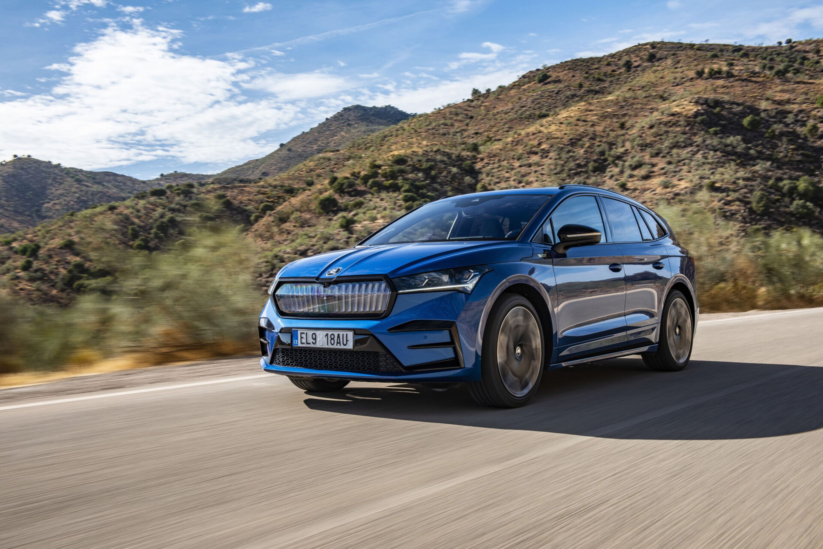 Škoda Enyaq RS iV - Enyaq konečně vyjíždí jako sportovní "ereso" (15/23)