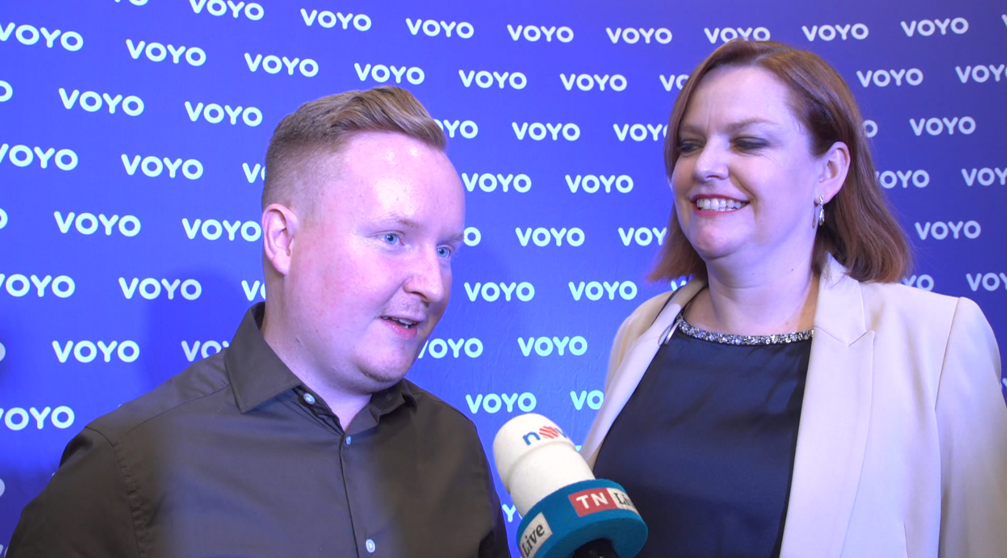 Pan Lišák a Kvízová dáma na premiéře Extraktorů - Pan Lišák (2/5)