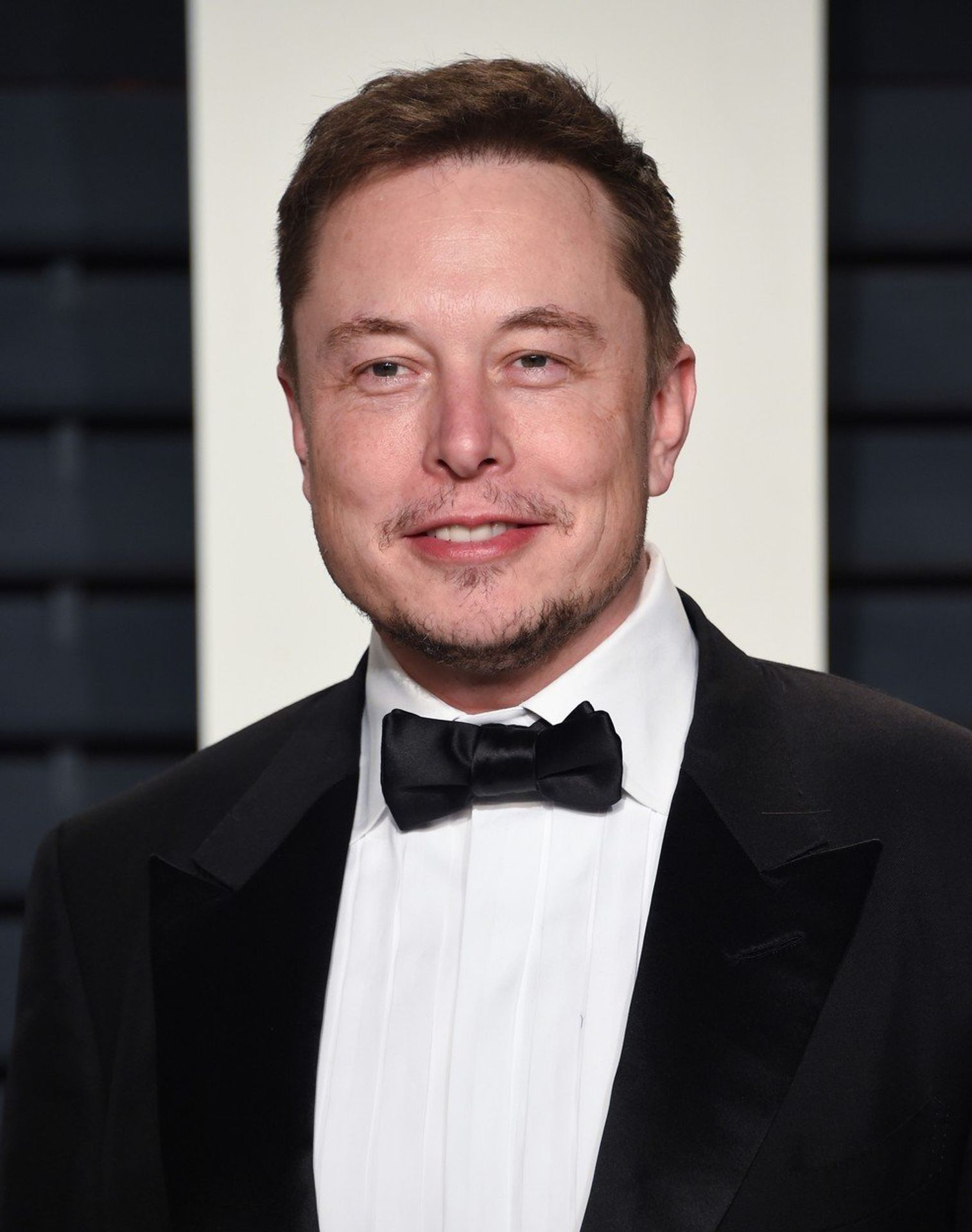 Elon Musk prodává svůj dům v Brentwoodu - 1 - TOP 10 nejbohatších lidí světa (2/10)
