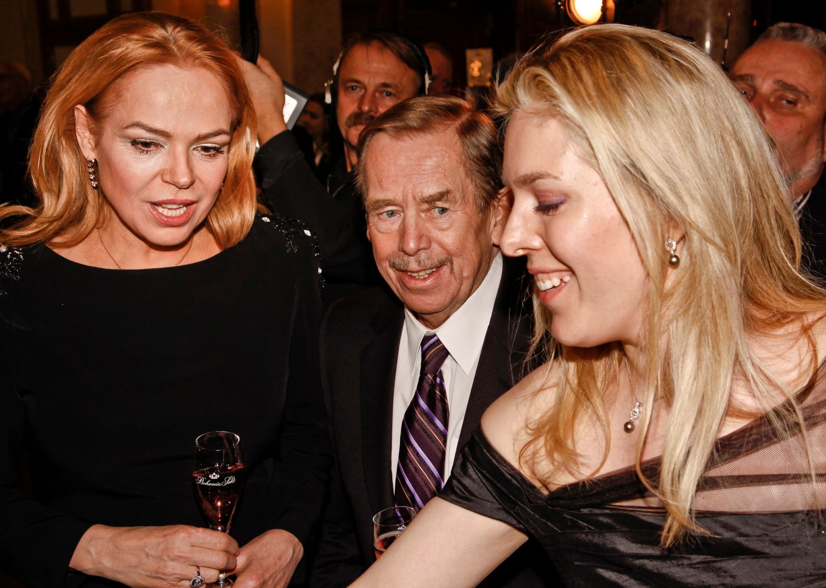 Dagmar Havlová, Václav Havel a Nina Veškrnová, 8. 1. 2010 - Dagmar Havlová s dcerou (2/7)