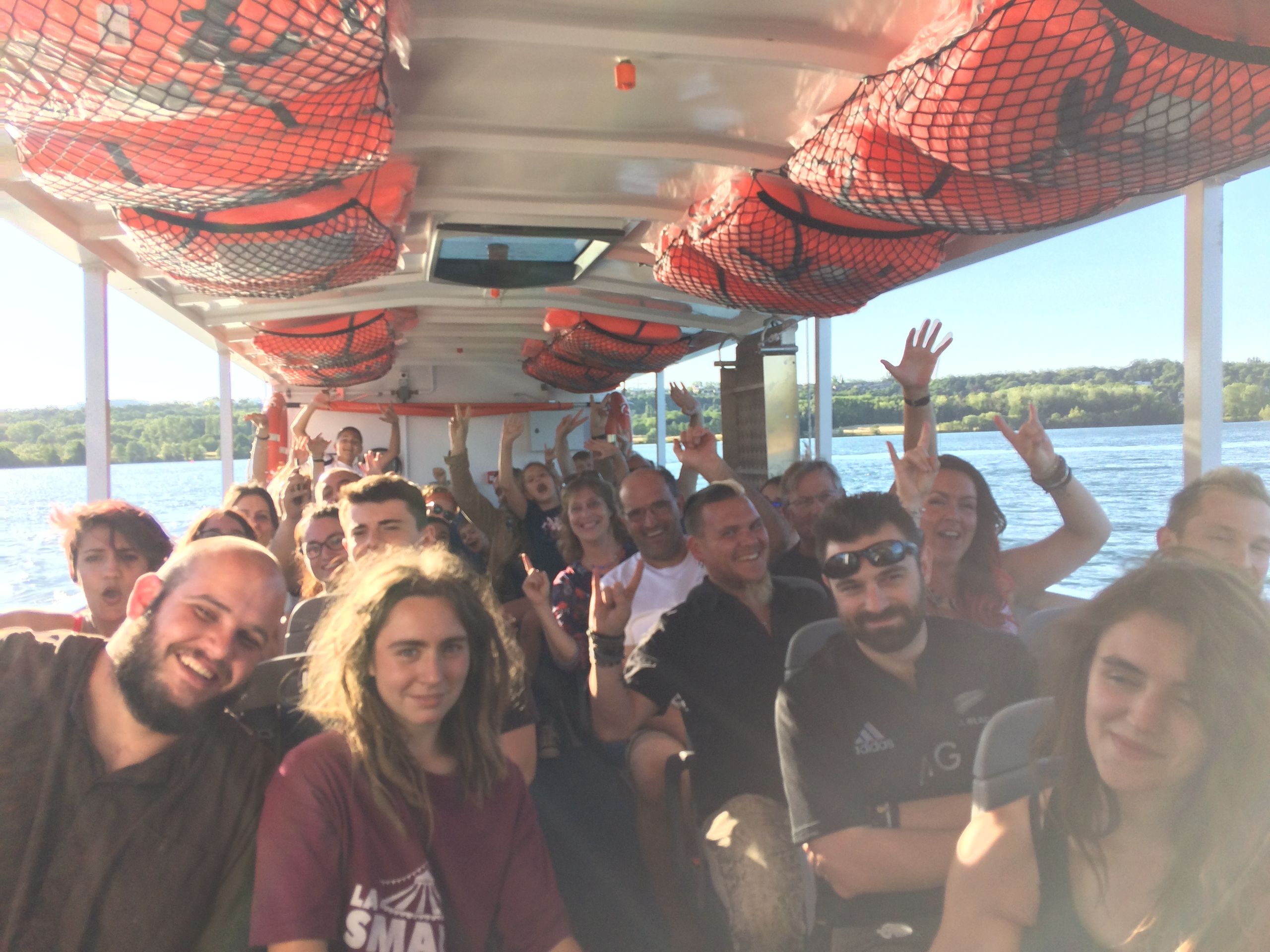 Obojživelný autobus v Paříži - 11 - GALERIE: Obojživelník Marcel (7/17)