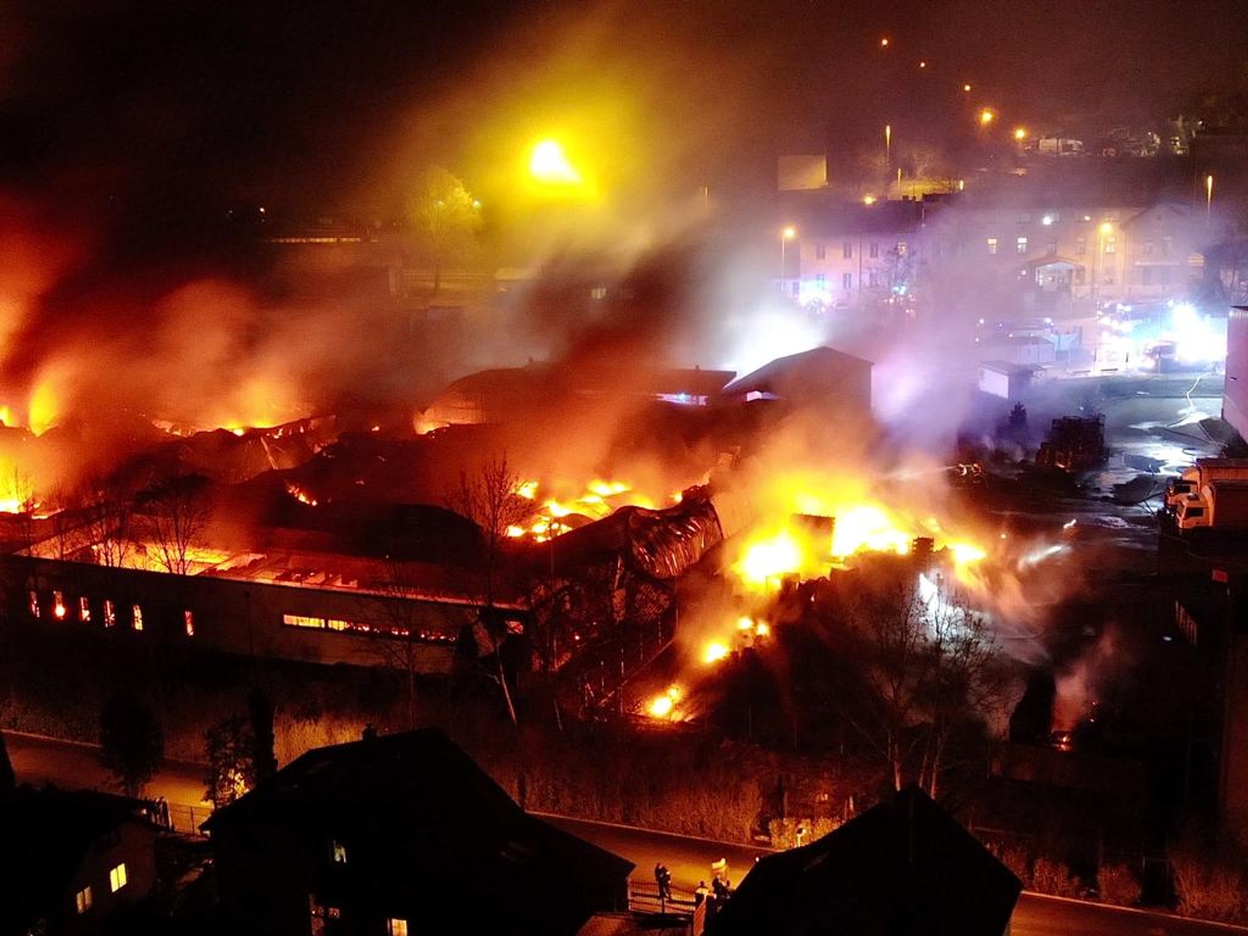 Požár v Mladé Boleslavi z výšky - Požár v Mladé Boleslavi z výšky (4/5)