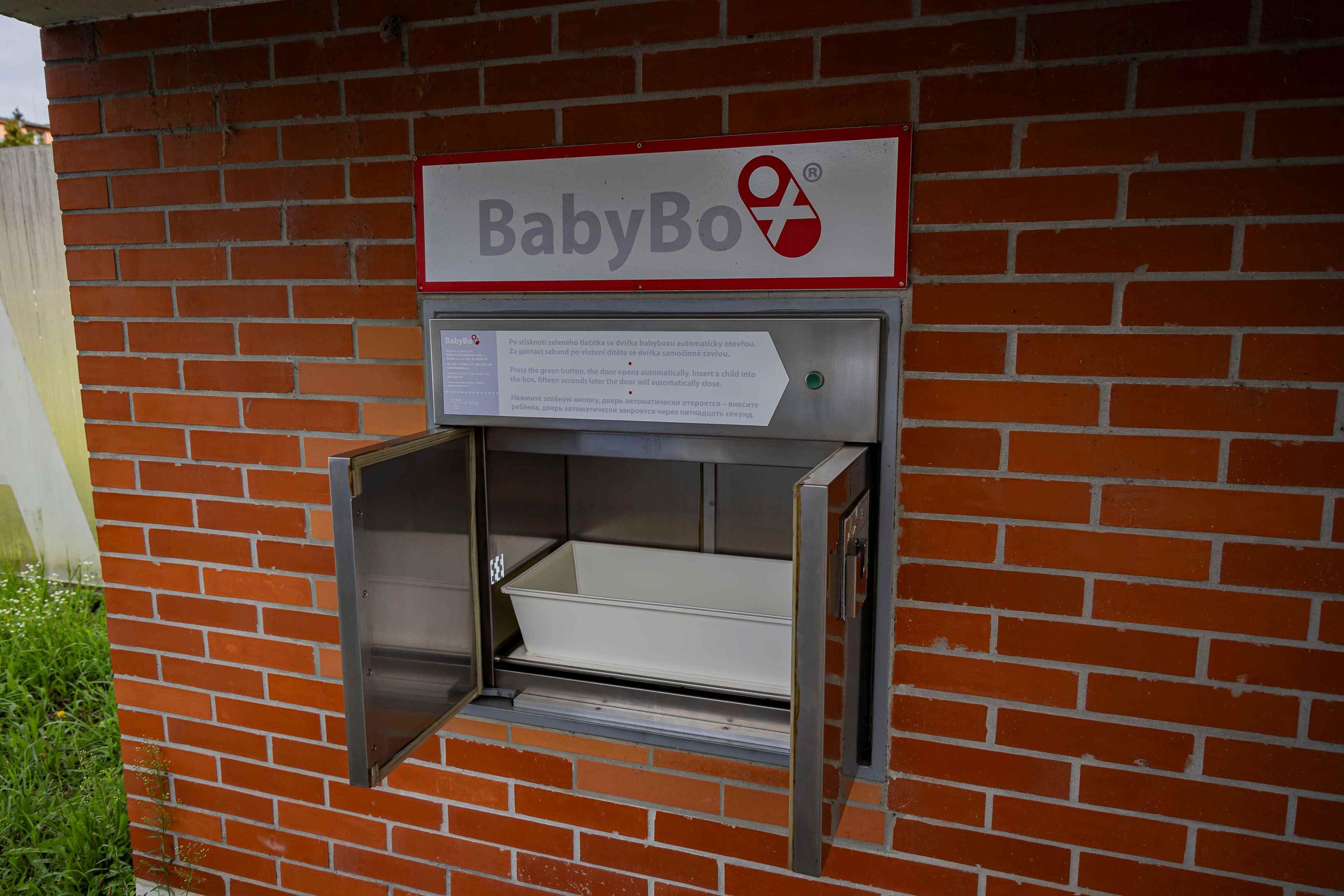 Dítě v babyboxu - Dítě v babyboxu (3/3)