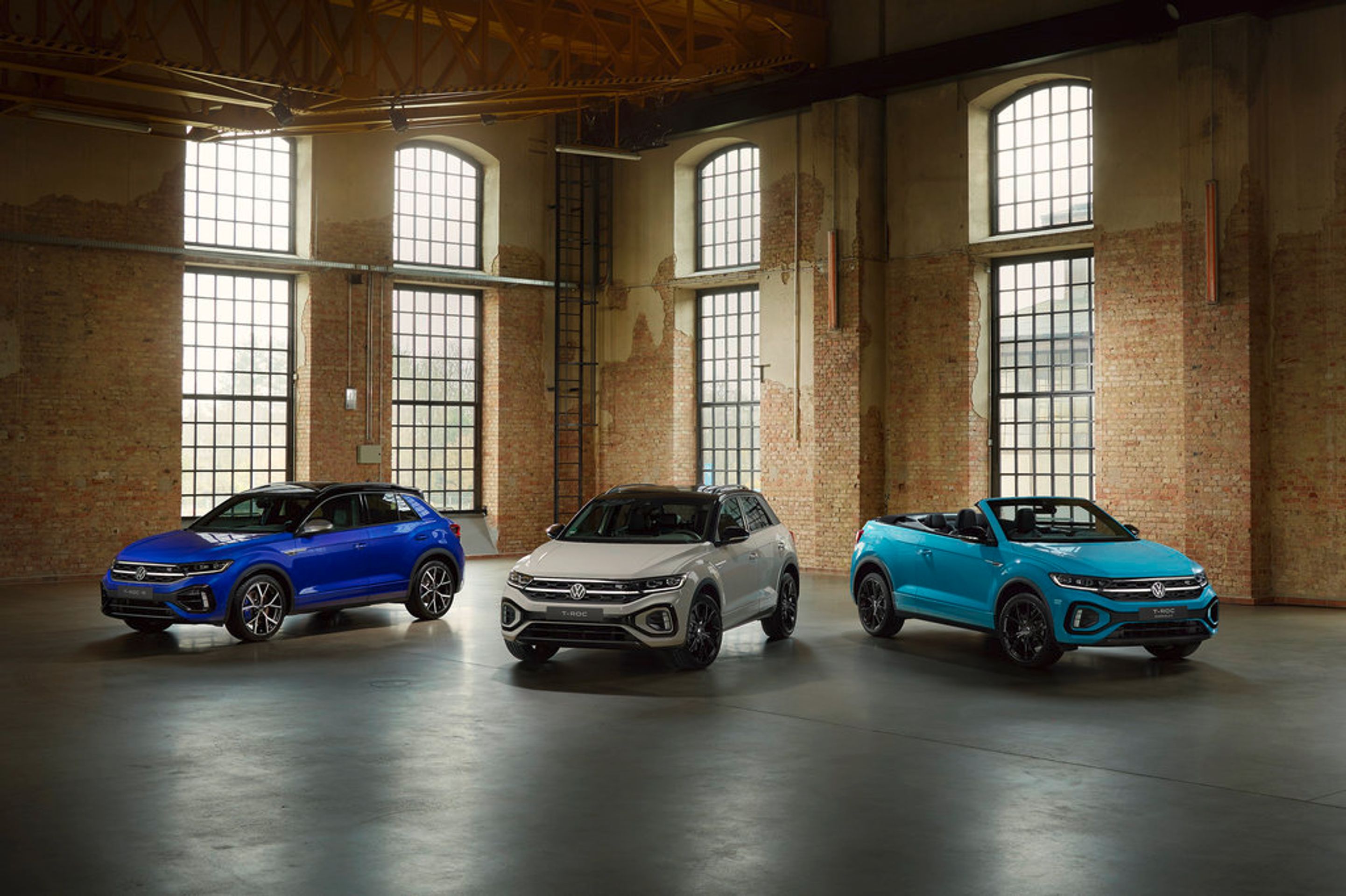 Modernizovaný Volkswagen T-Roc - Modernizovaný Volkswagen T-Roc vyjede ve sportovní verzi i jako kabriolet (14/18)