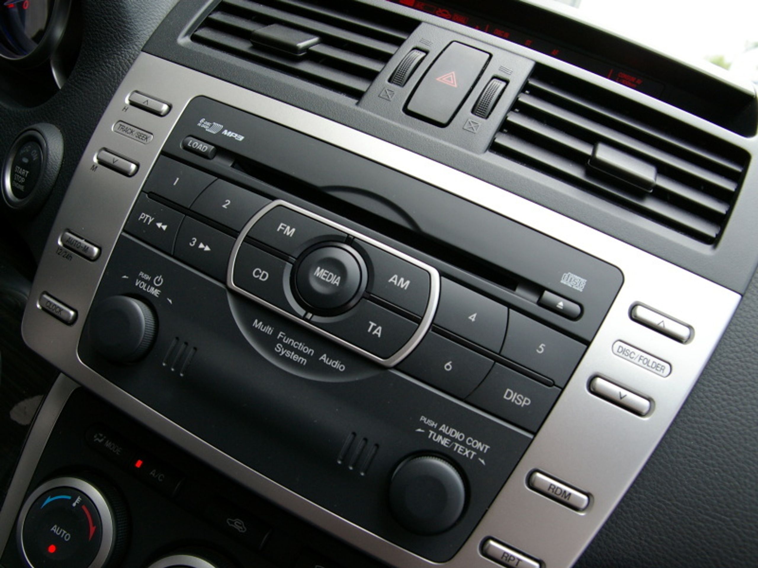 Mazda 6 kombi - GALERIE Mazda 6 kombi (4/7)