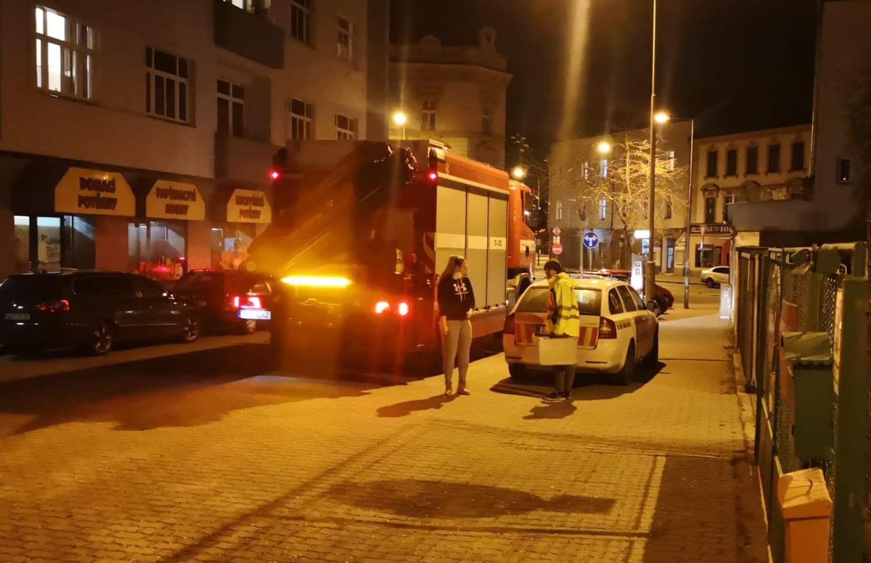 V Plzni našli mrtvého mladíka - V Plzni našli mrtvého mladíka (5/8)