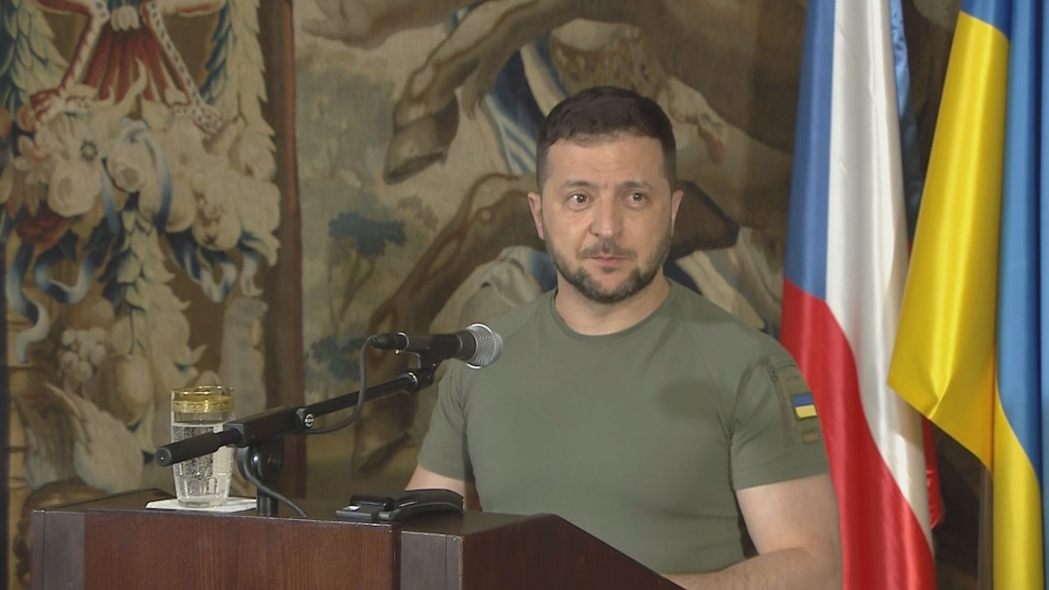 Volodymyr Zelenskyj v České republice - Volodymyr Zelenskyj v Praze 2023 (12/13)