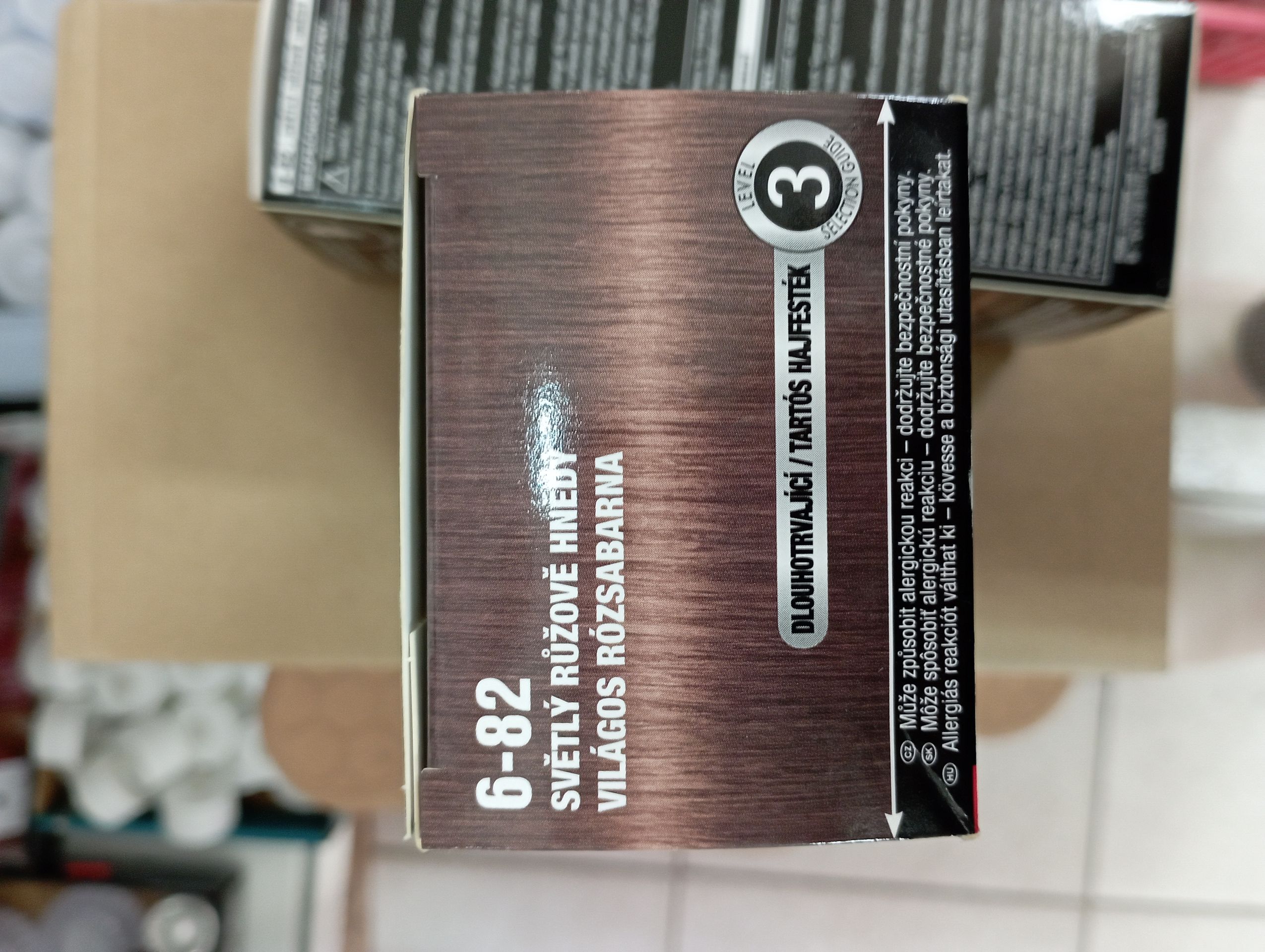 Barva na vlasy Syoss Light pink brown (2) - Zdraví nebezpečná kosmetika (17/20)