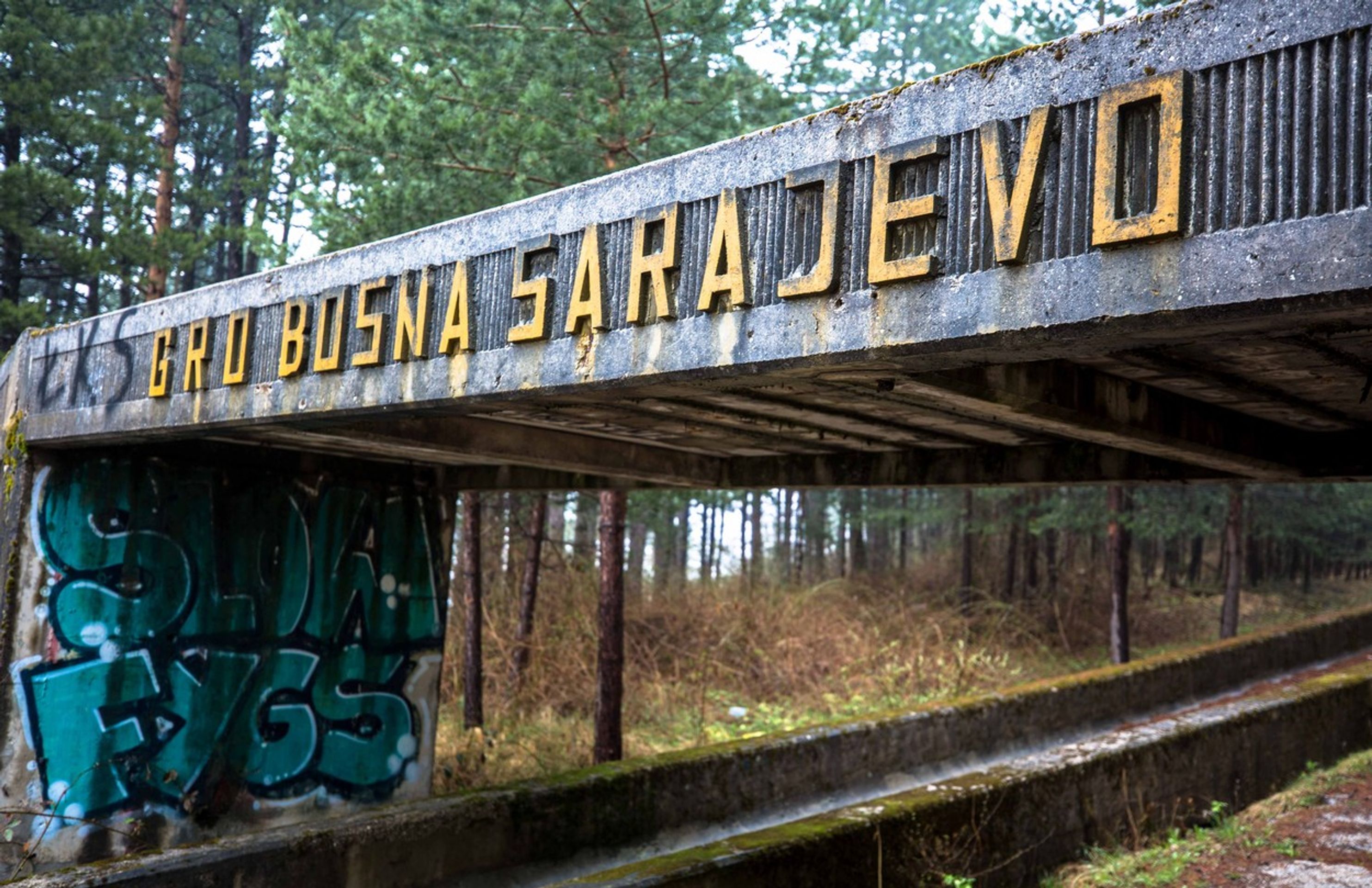Sarajevo 1984 a 2017 - GALERIE: Smutné obrázky: Sarajevo 33 let po ZOH (5/6)