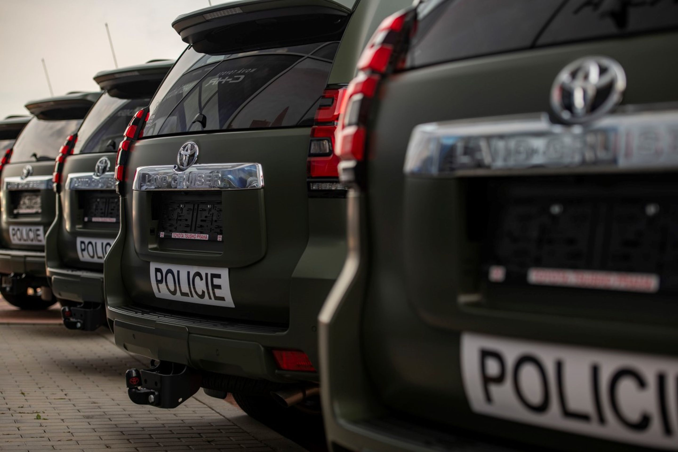 Offroady Toyota Land Cruiser pro českou policii - Fotogalerie: Nové policejní offroady (1/14)