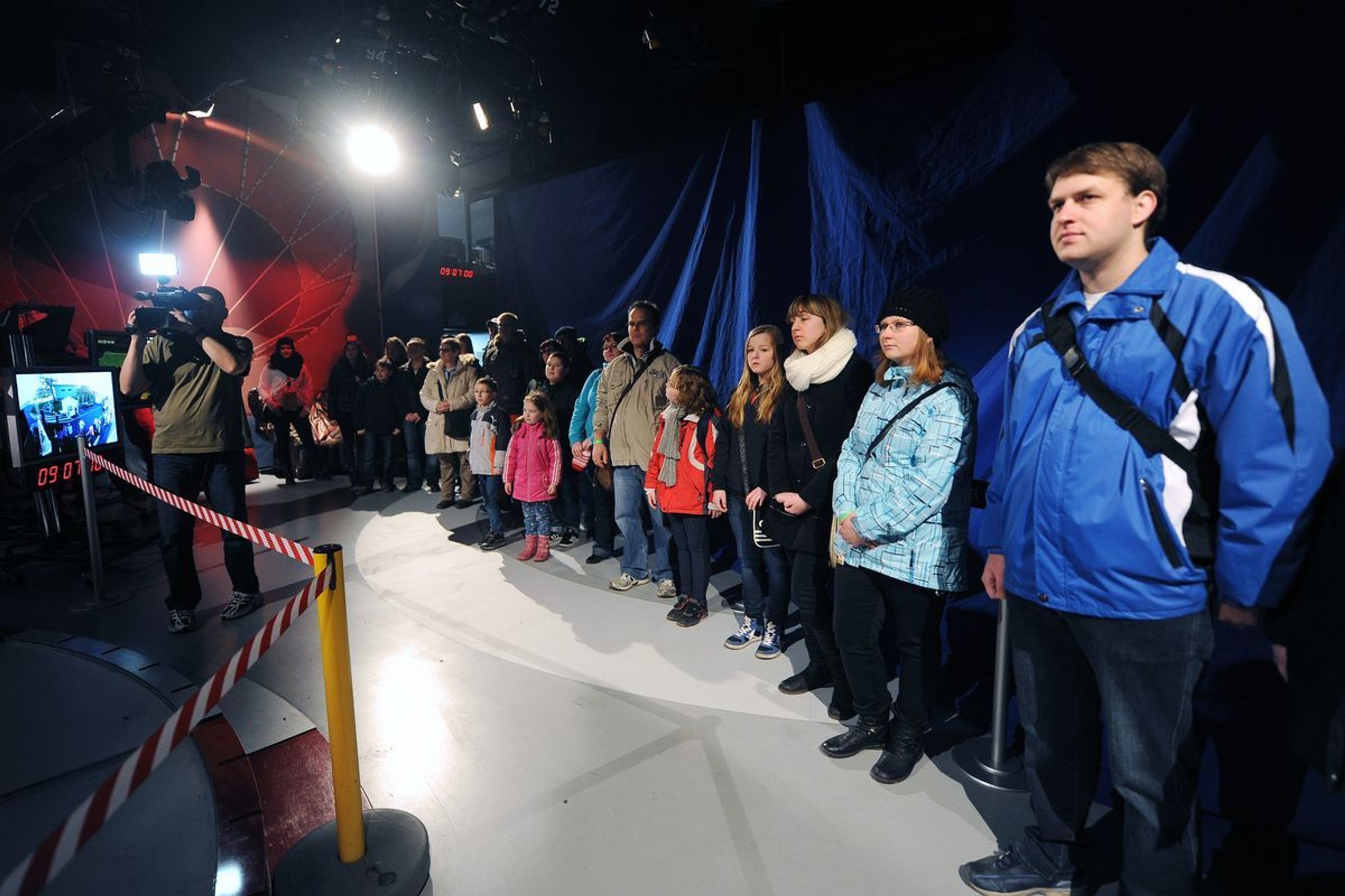 Den otevřených dveří TV NOVA - 7 - Den otevřených dveří - Pohled do zákulisí (4/12)