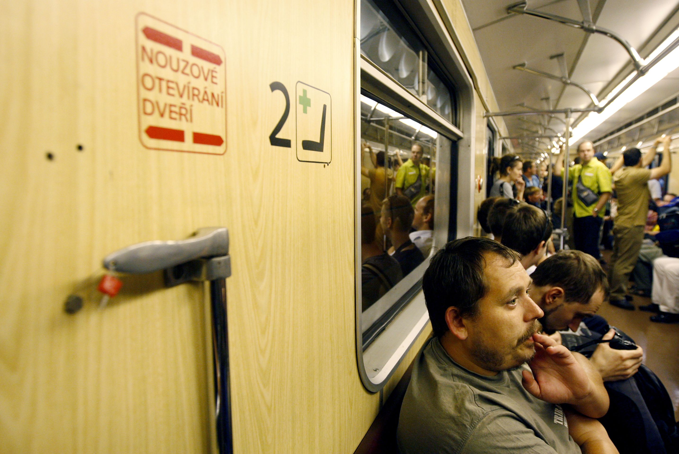 Výročí pražského metra - linky A - 3 - Oslavy otevření metra linky A (3/5)