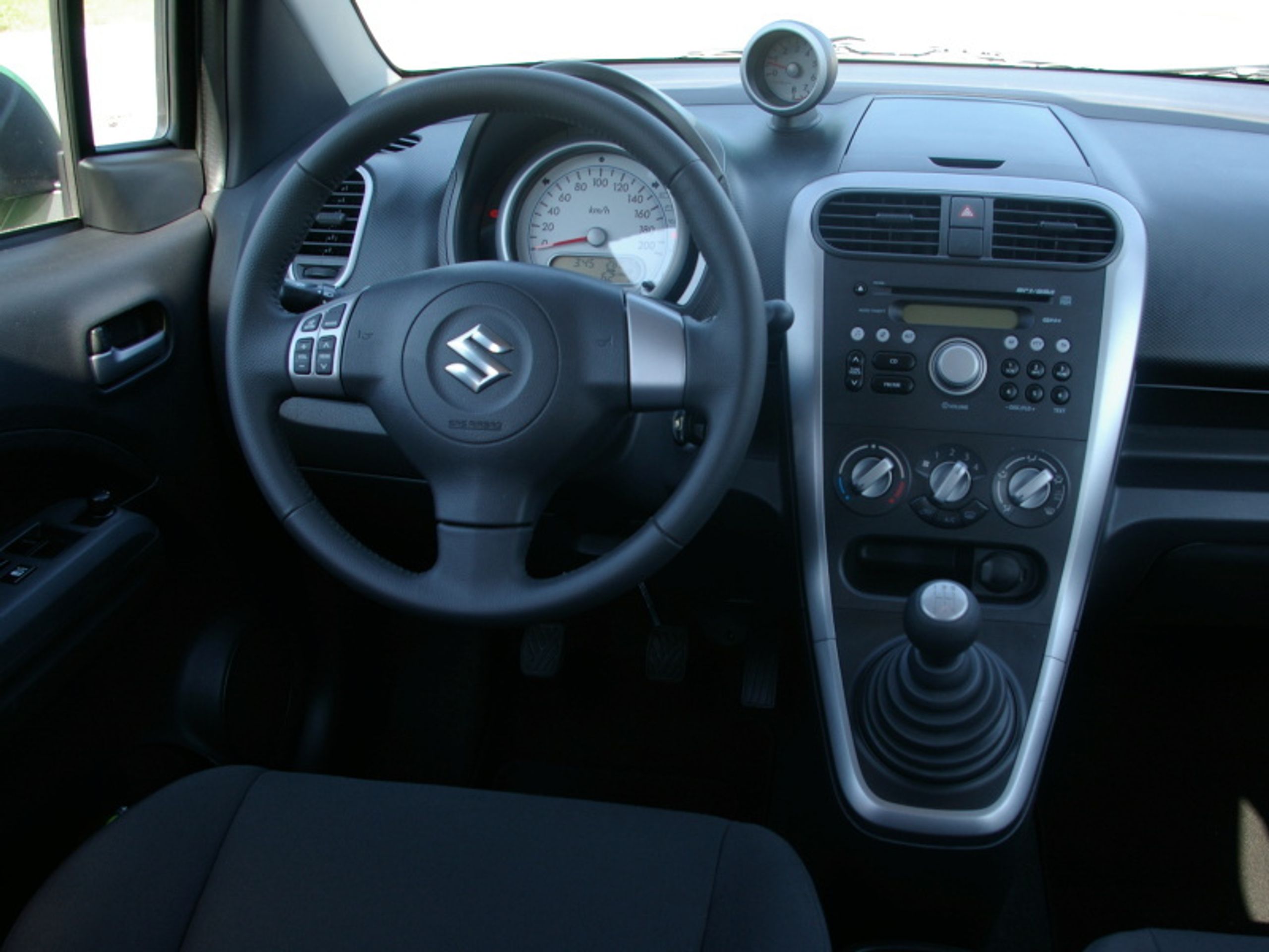 Suzuki Splash - GALERIE Suzuki Splash (7/8)