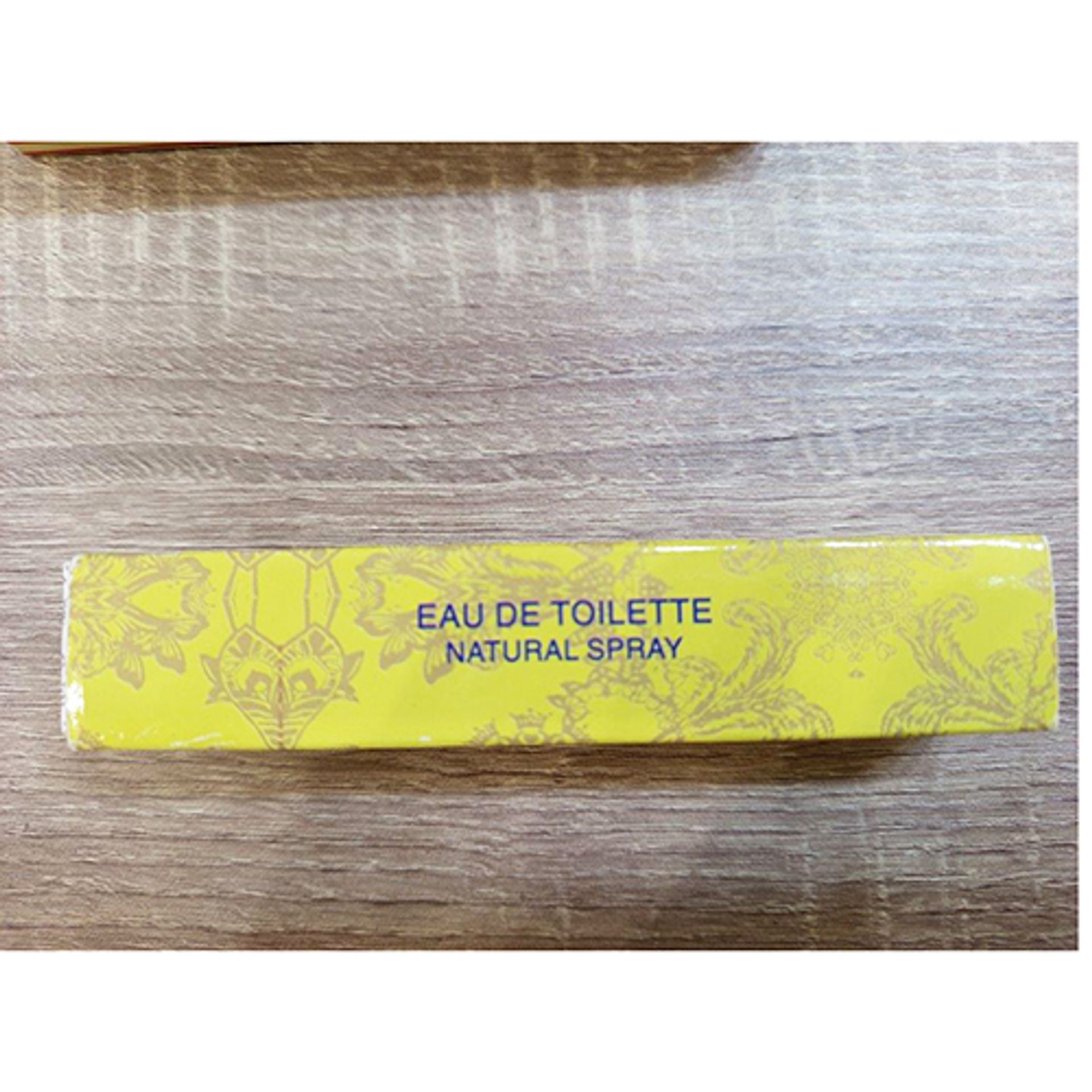 Toaletní voda Versace Yellow Diamon (3) - Zdraví nebezpečná kosmetika (2/23)
