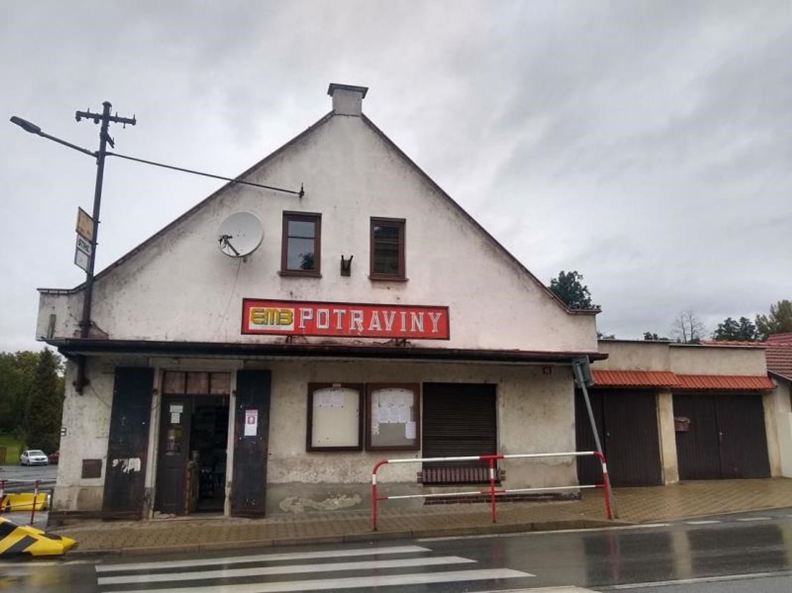Uzavřené provozovny - Khoa Hoang Dang, Potraviny, Liběchov - GALERIE: Uzavřené provozovny (10/19)