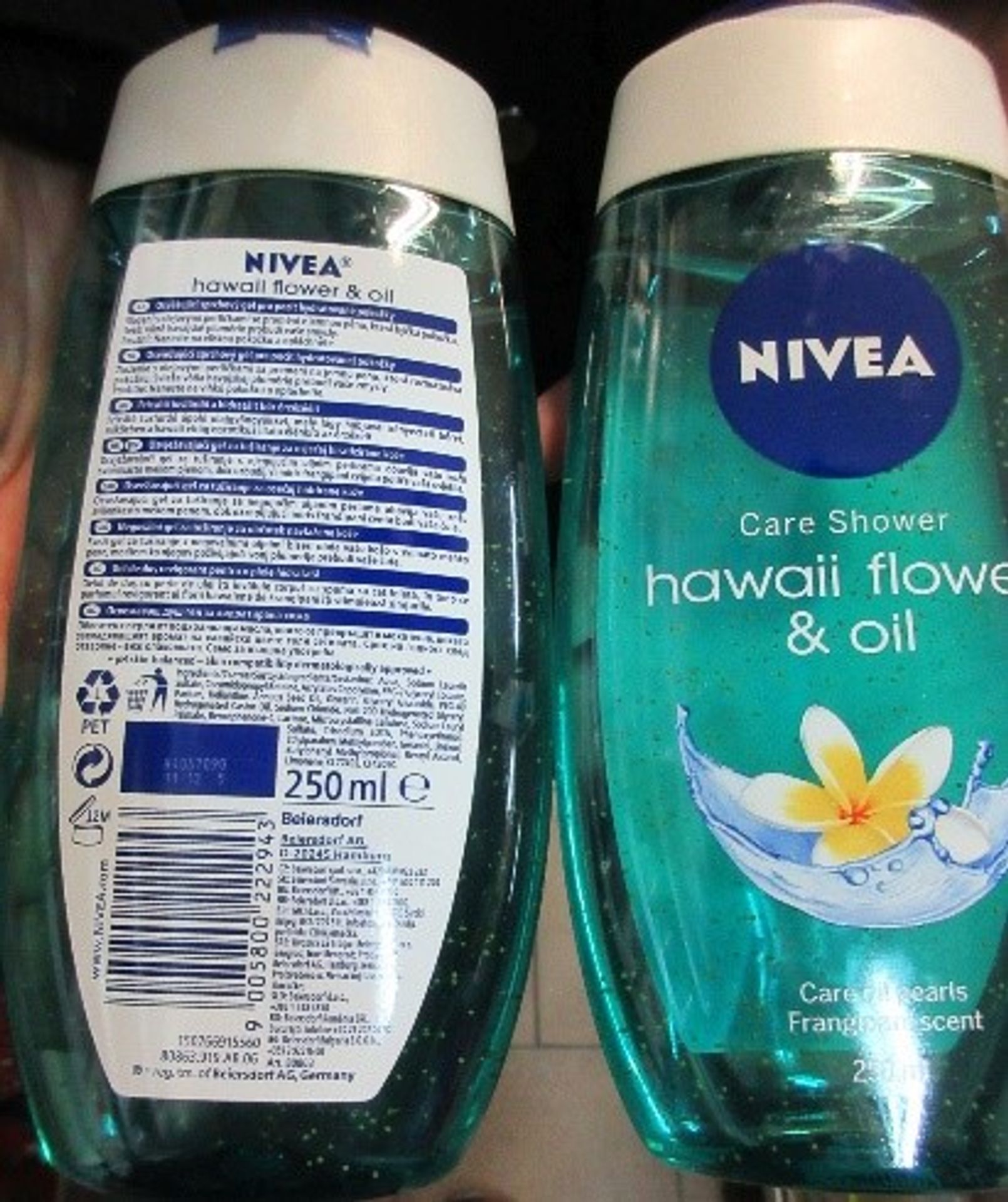 Sprchový gel Nivea Shower gel refreshing hawaii flower & oil Care Shower - Nebezpečná kosmetika v Česku (1/12)