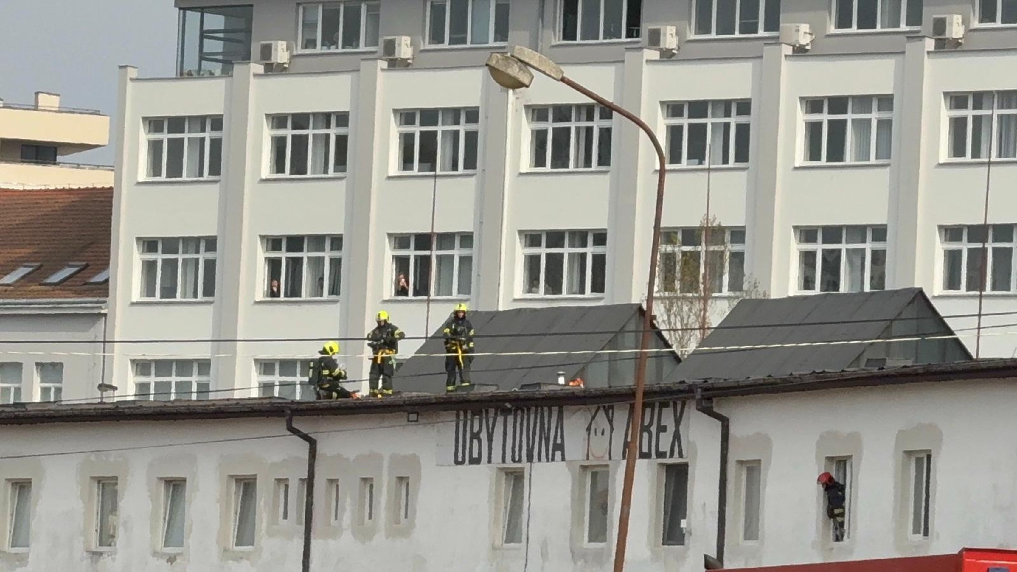 Požár ubytovny v Praze - Požár ubytovny v Praze (6/13)