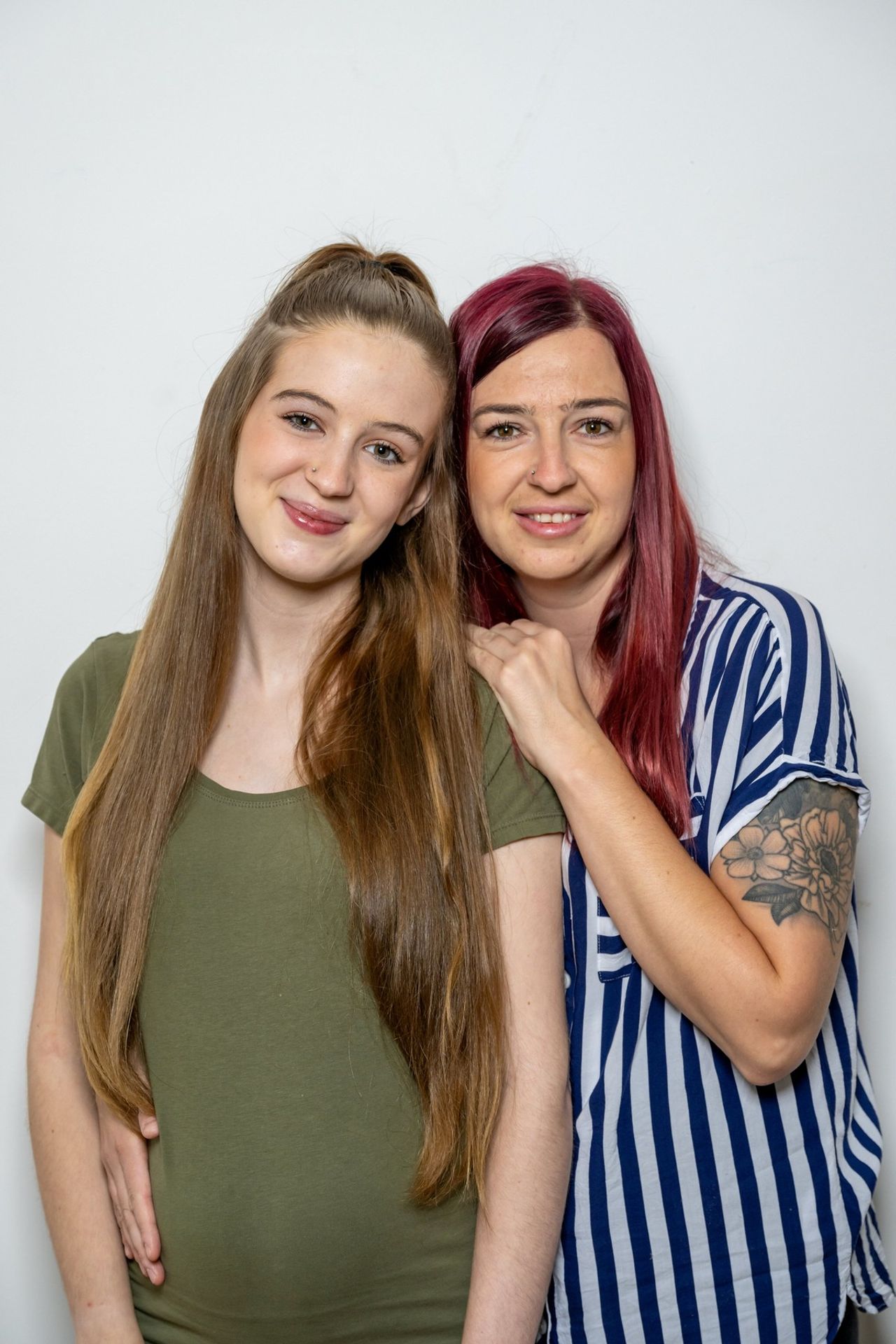 Kerrie a Hollie Colesovy - Žena se stane ve 33 letech babičkou (2/3)