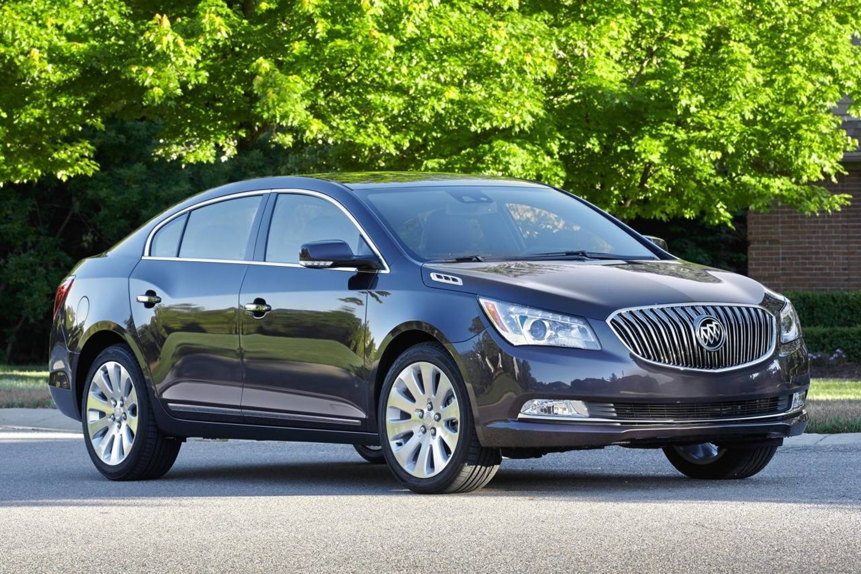 Buick LaCrosse - velká auta - Fotogalerie: Studie spolehlivosti J. D. Power (19/19)