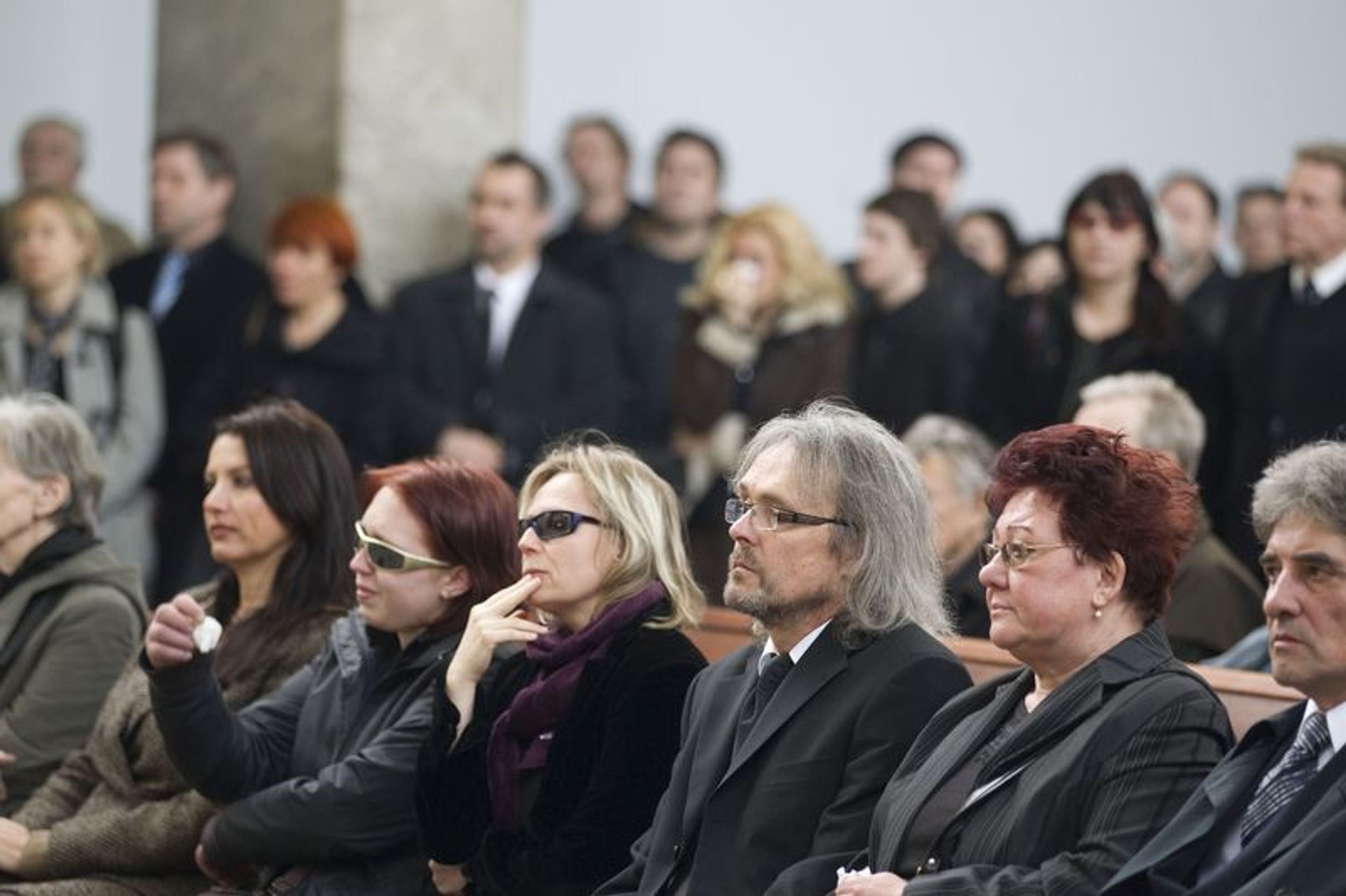 Pohřeb Rostislava Čtvrtlíka - 6 - Fotogalerie: Pohřeb Rostislava Čtvrtlíka (2/8)