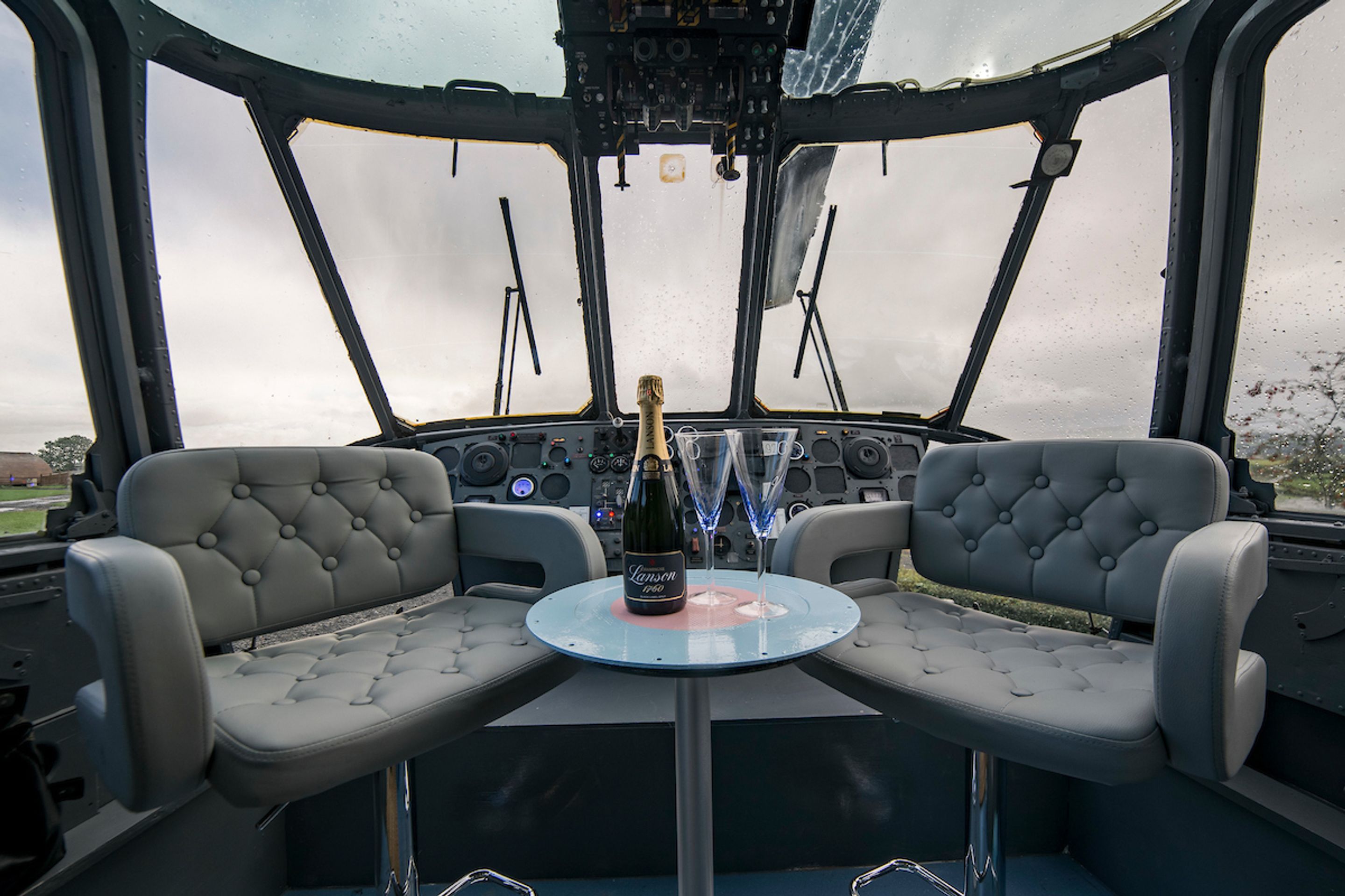 Ubytujte se v přestavěné helikoptéře - 6 - GALERIE: Ubytujte se v přestavěné helikoptéře (6/10)
