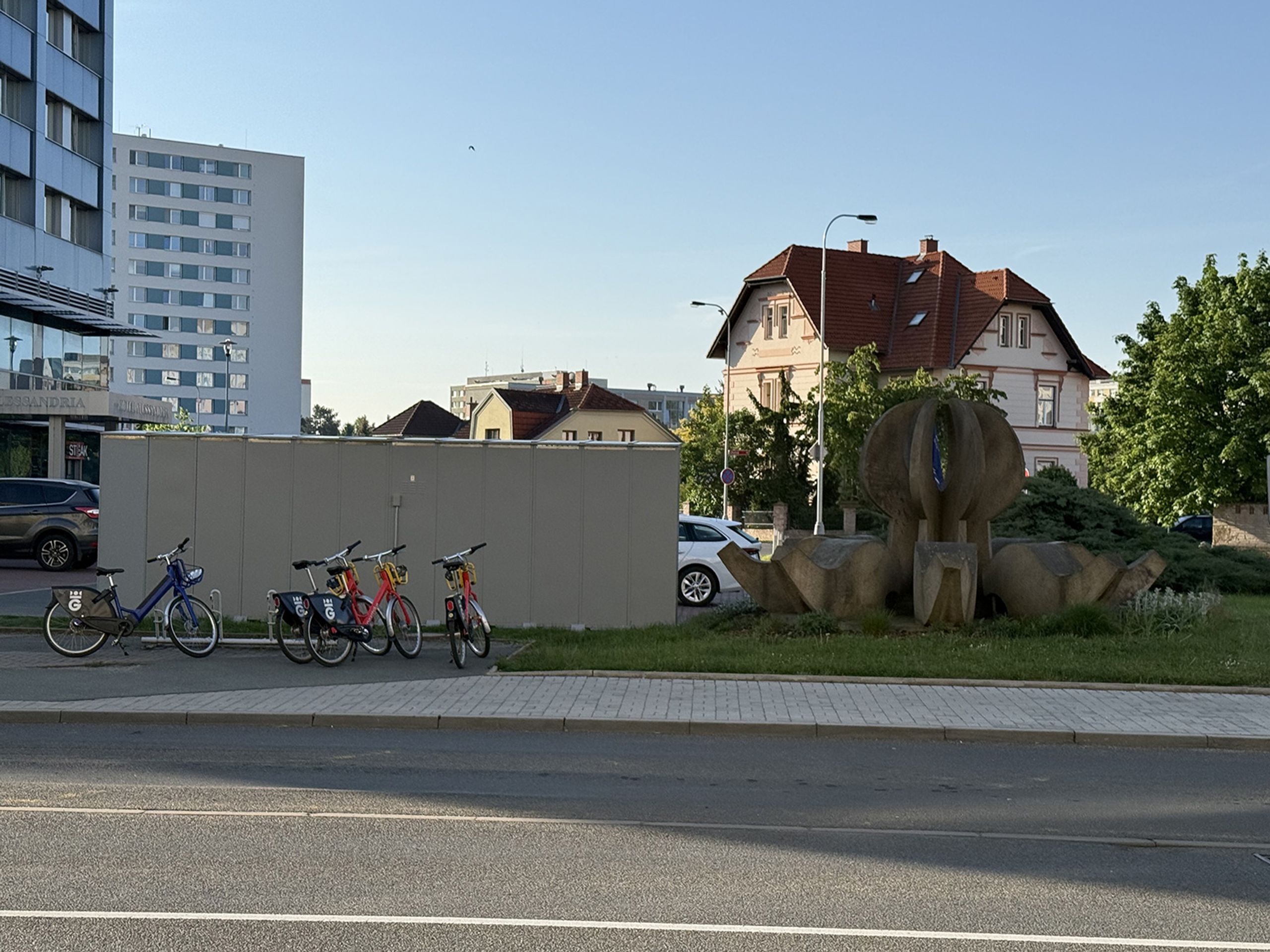 AlzaBox v Hradci Králové (4) - AlzaBox v Hradci Králové (5/5)