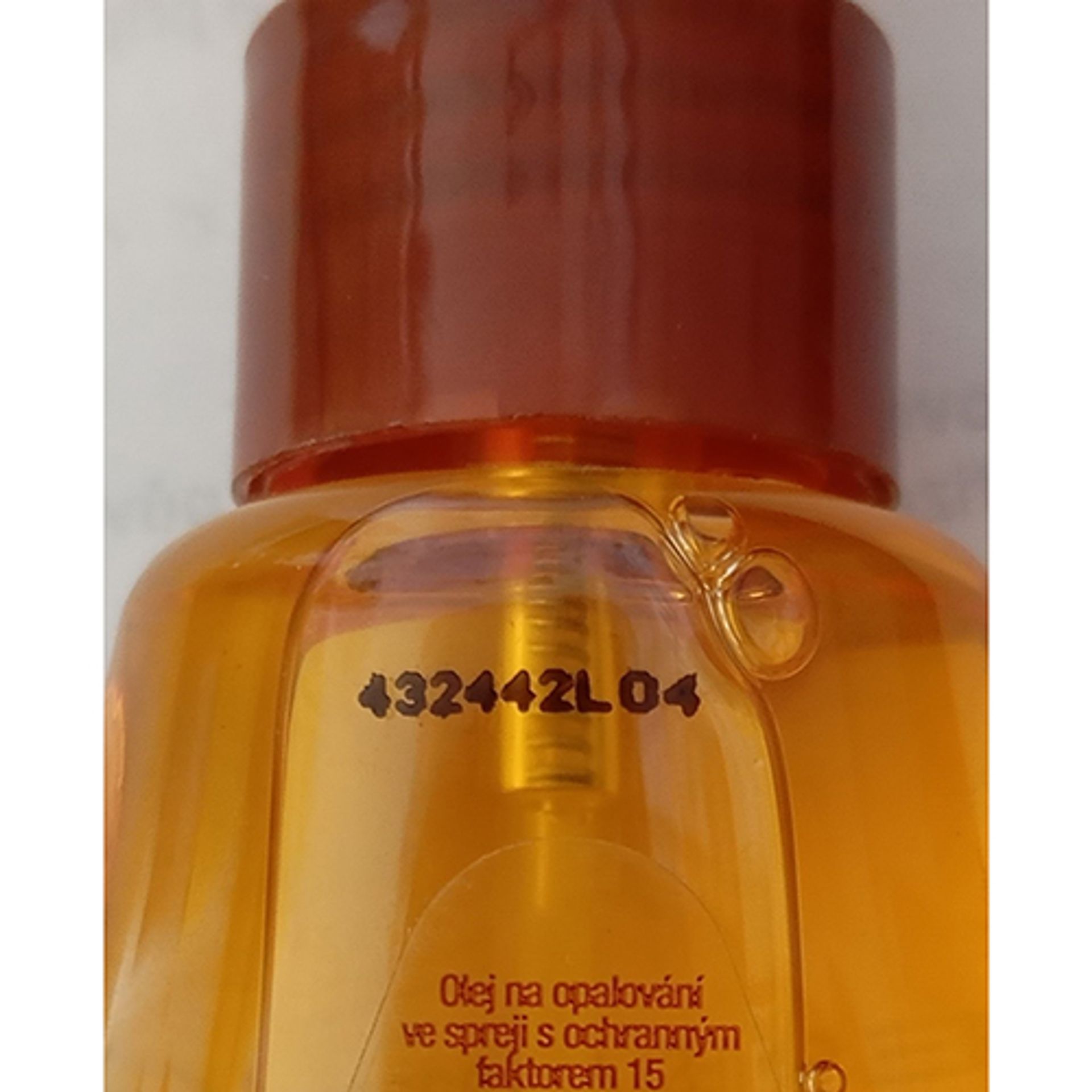 Závadný Helios Herb Suntan Oil Bronze SPF 15 - Závadná kosmetika značky Helios Herb (8/13)