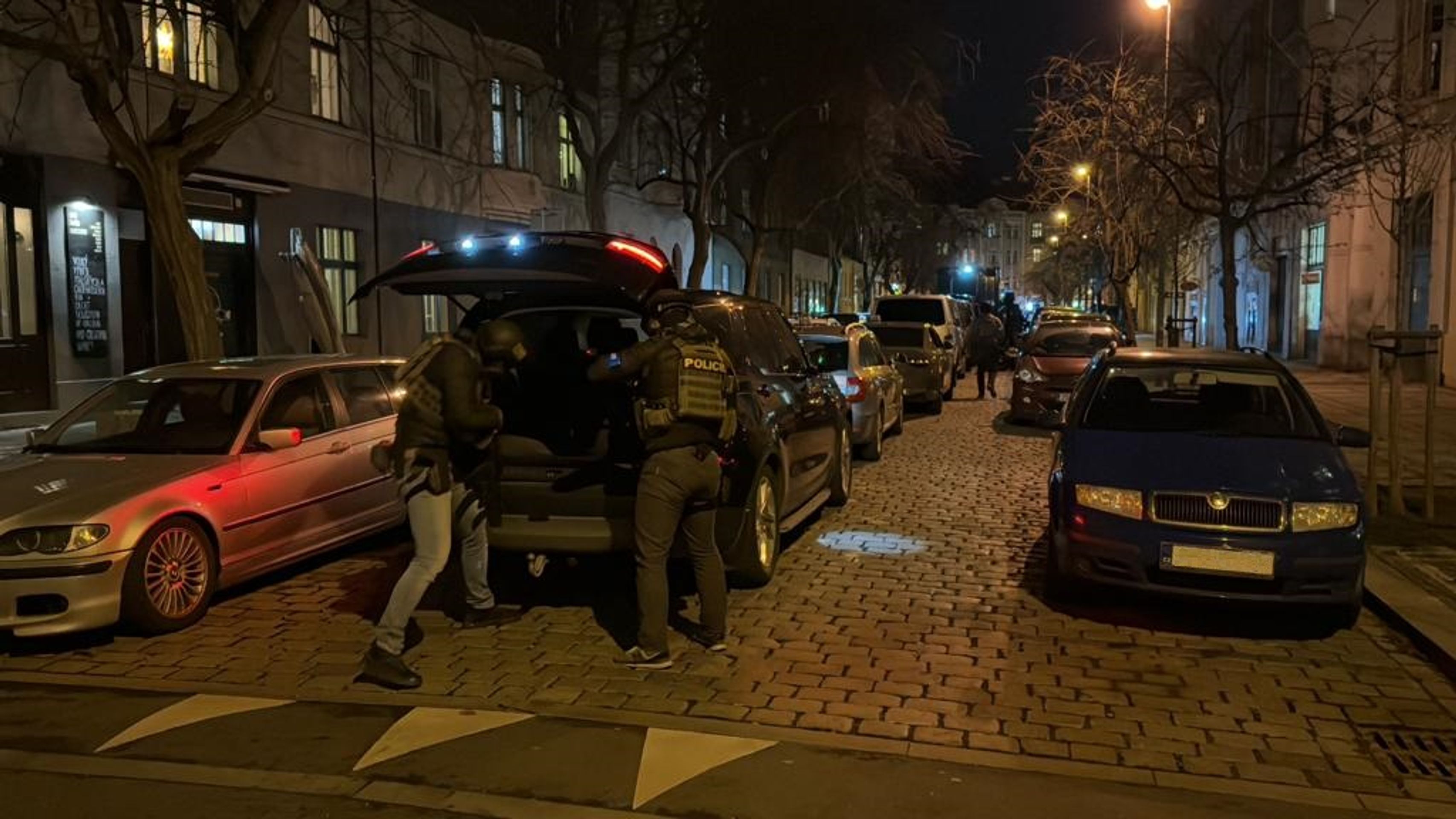 Zásah policie v Bubenči - Zásah policie v Bubenči (6/6)