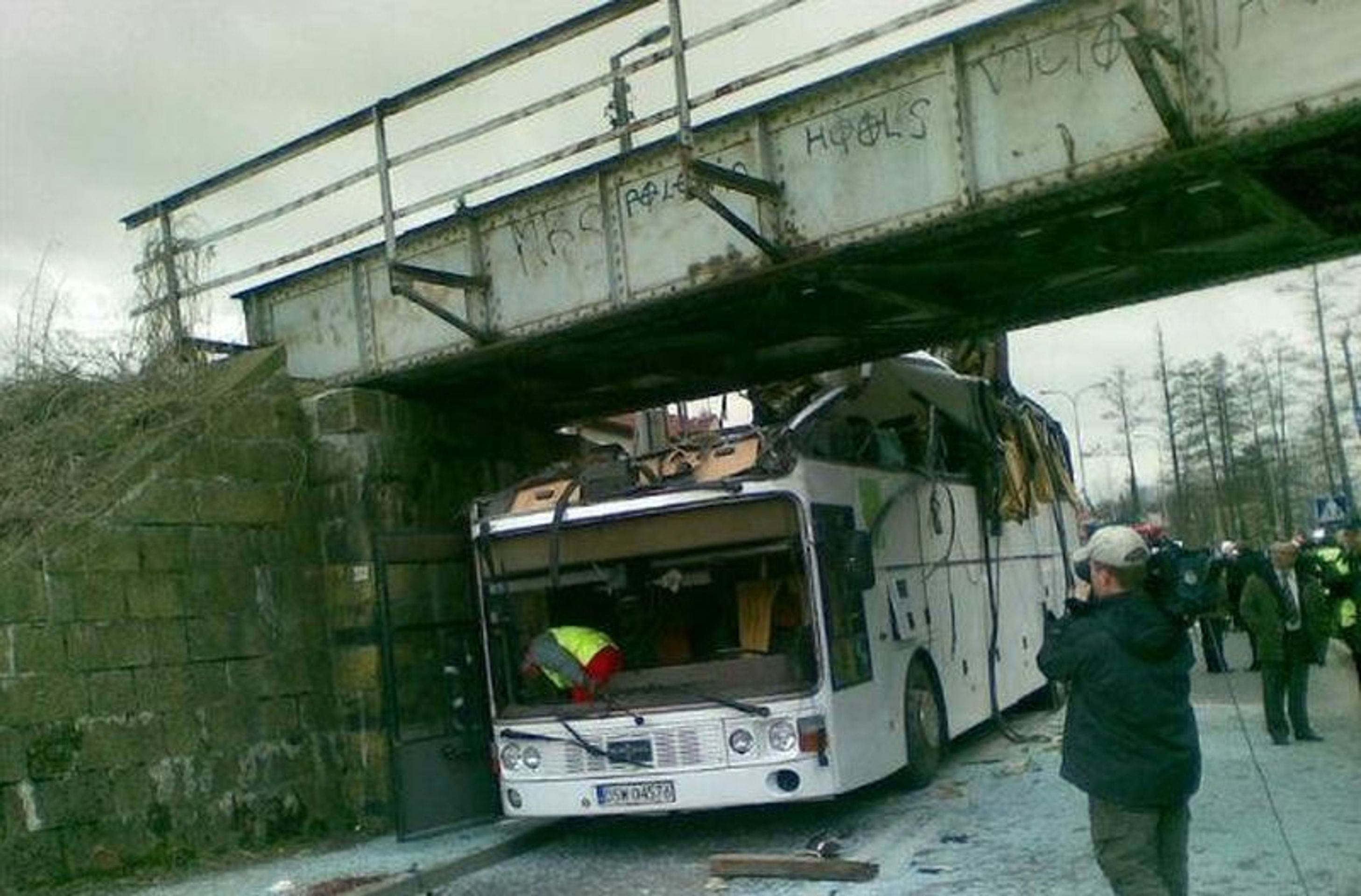 Nehoda autobusu v Polsku - Galerie: Nehoda autobusu v Polsku (6/7)