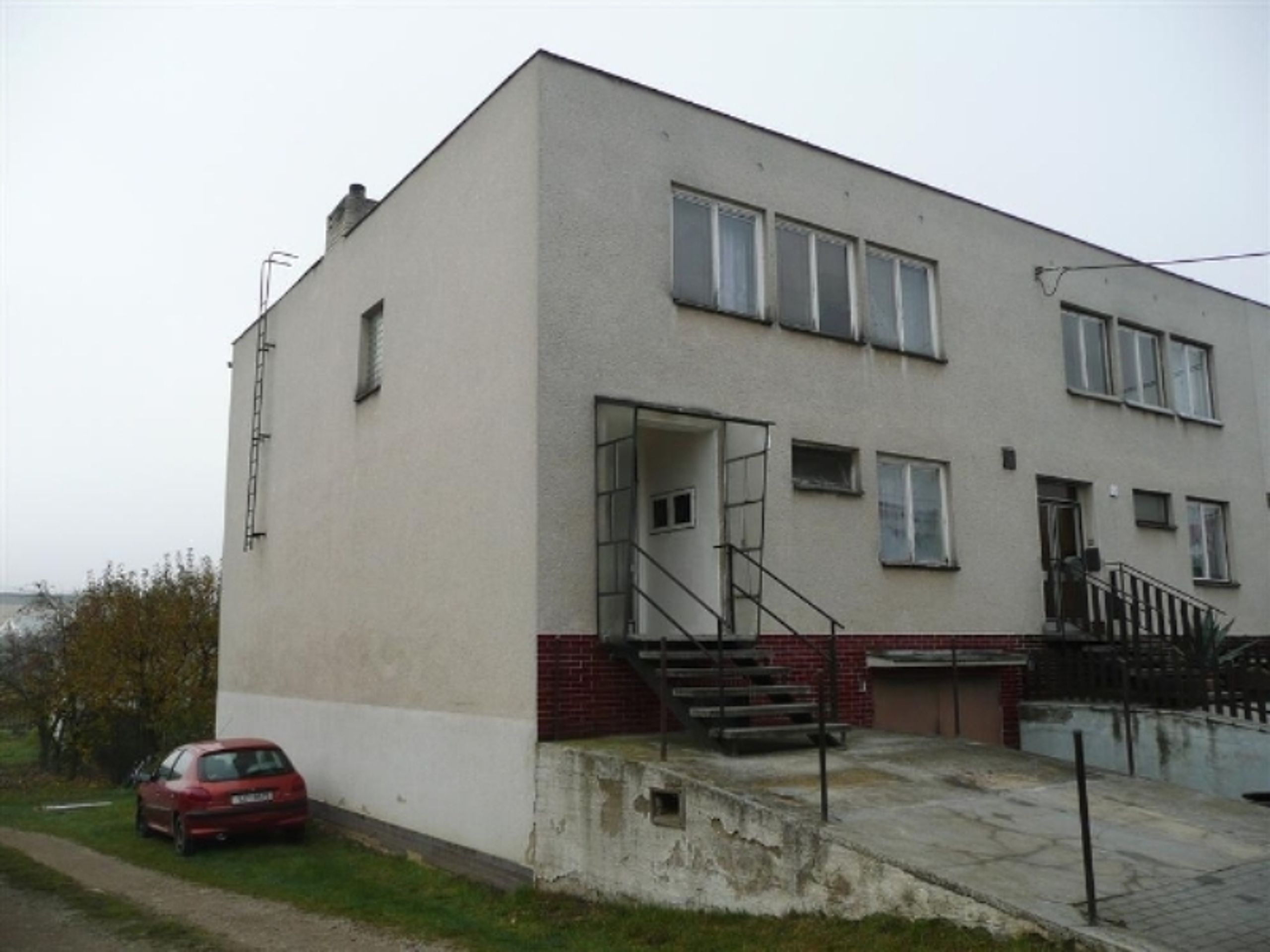 Podíl na rodinném domě v obci Šebkovice, okr. Třebíč - GALERIE: Dražba nemovitostí (7/38)