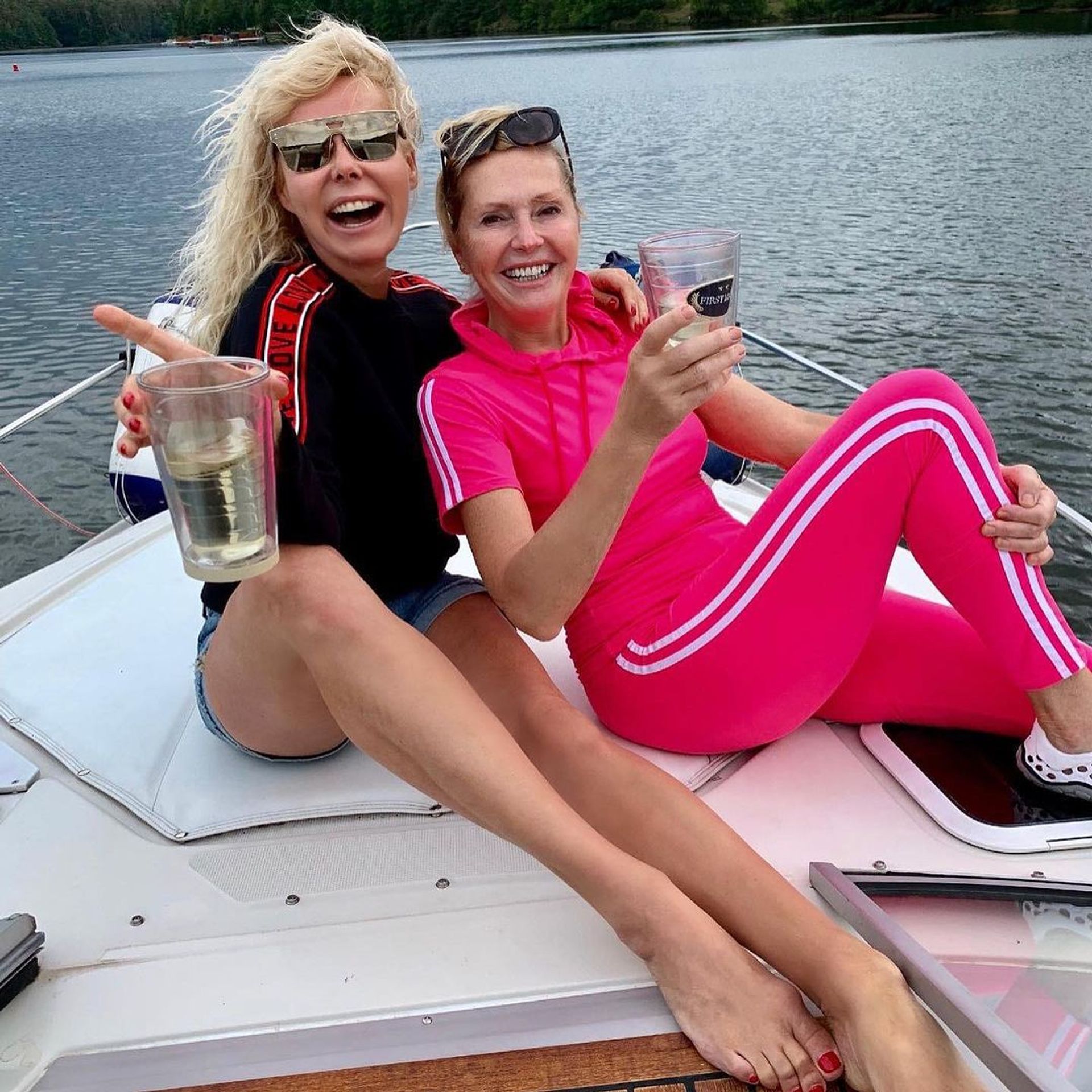 Kamila Mortimer a Helena Vondráčková (2) - Kamila Mortimer (4/9)