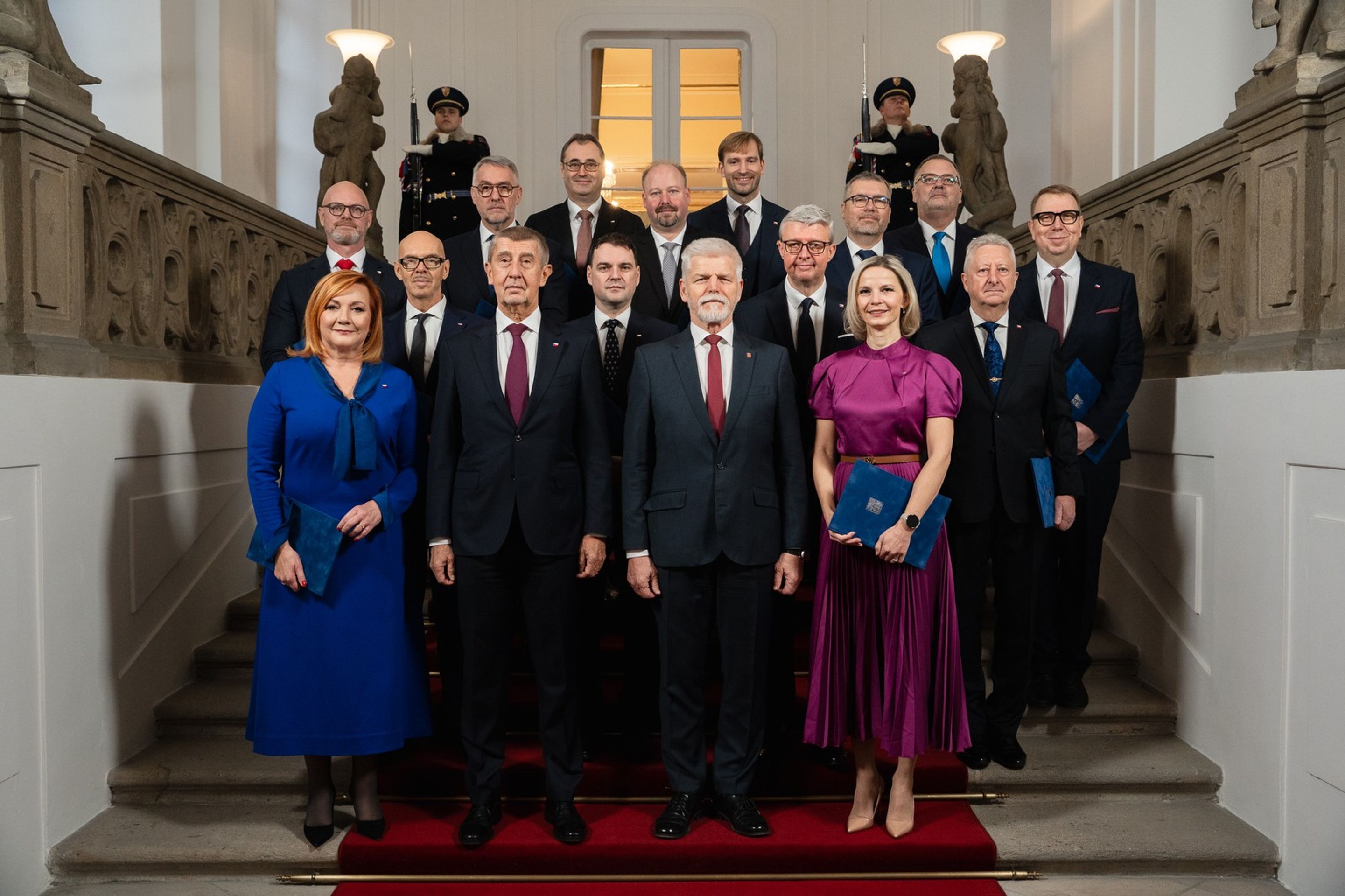 Jmenování nové vlády - Jmenování nové vlády (17/32)