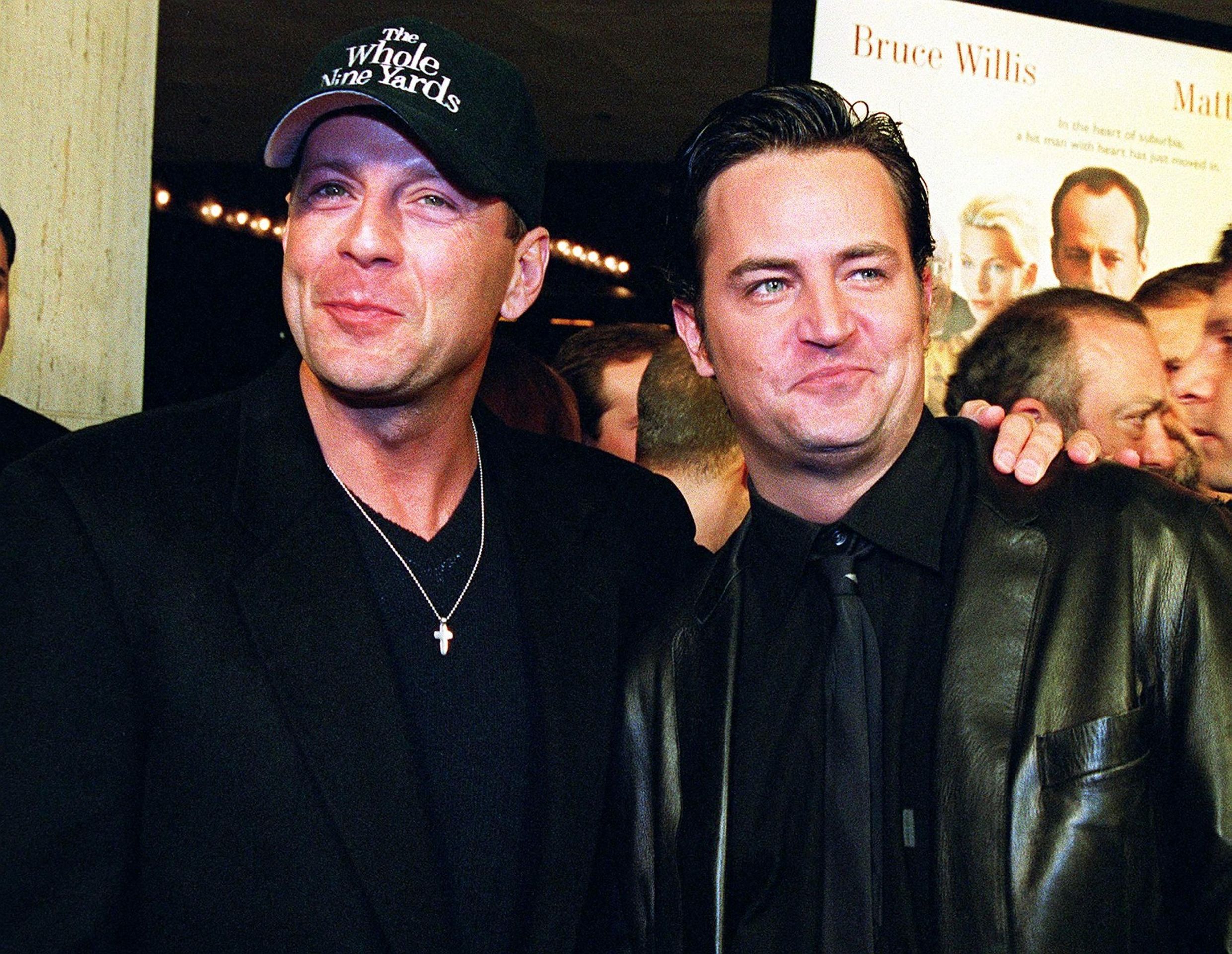 Bruce Willis a Matthew Perry, 17. 2. 2000 - Matthew Perry (17/23)