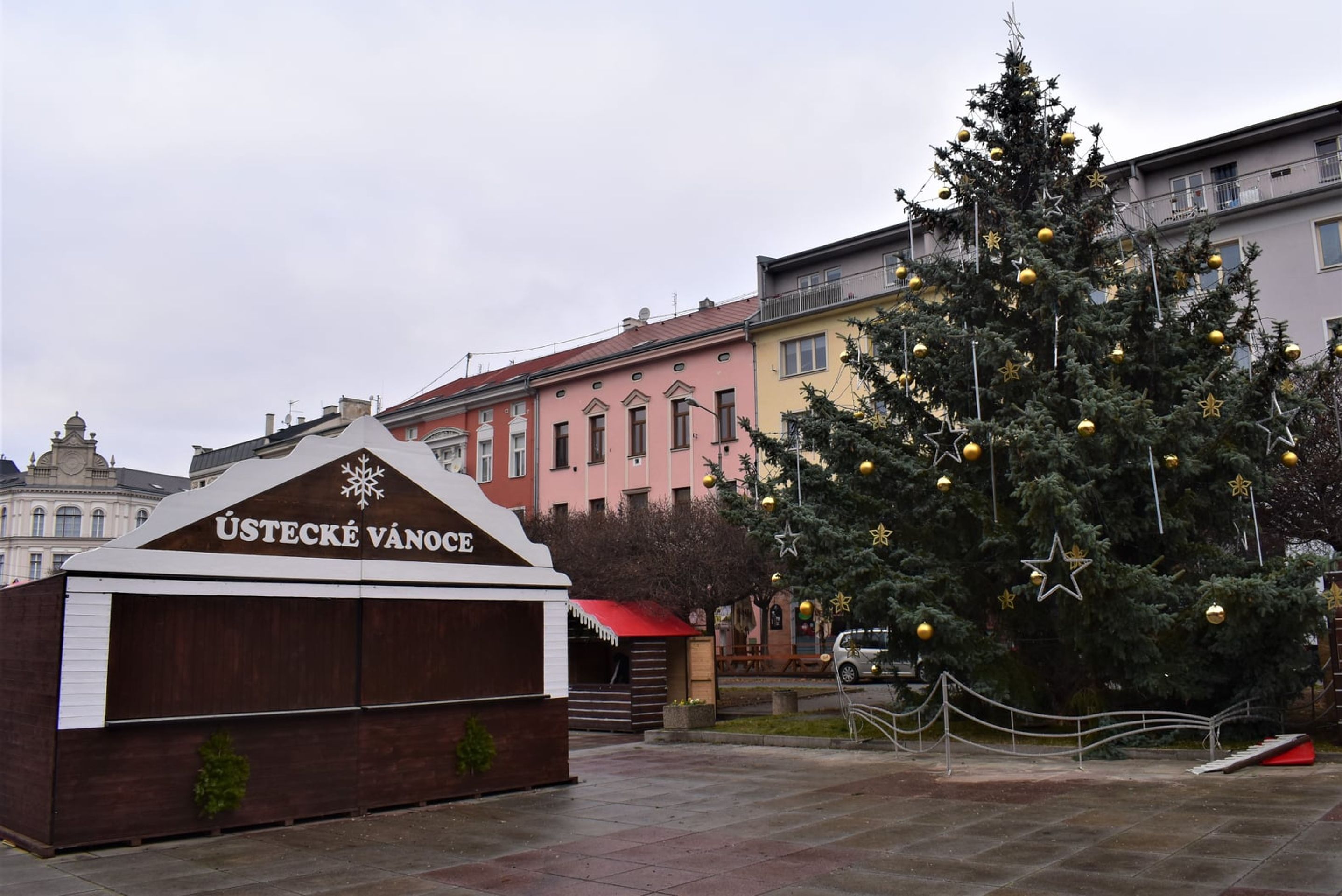 Vánoční strom v Ústí nad Labem - Vánoční stromy (10/14)