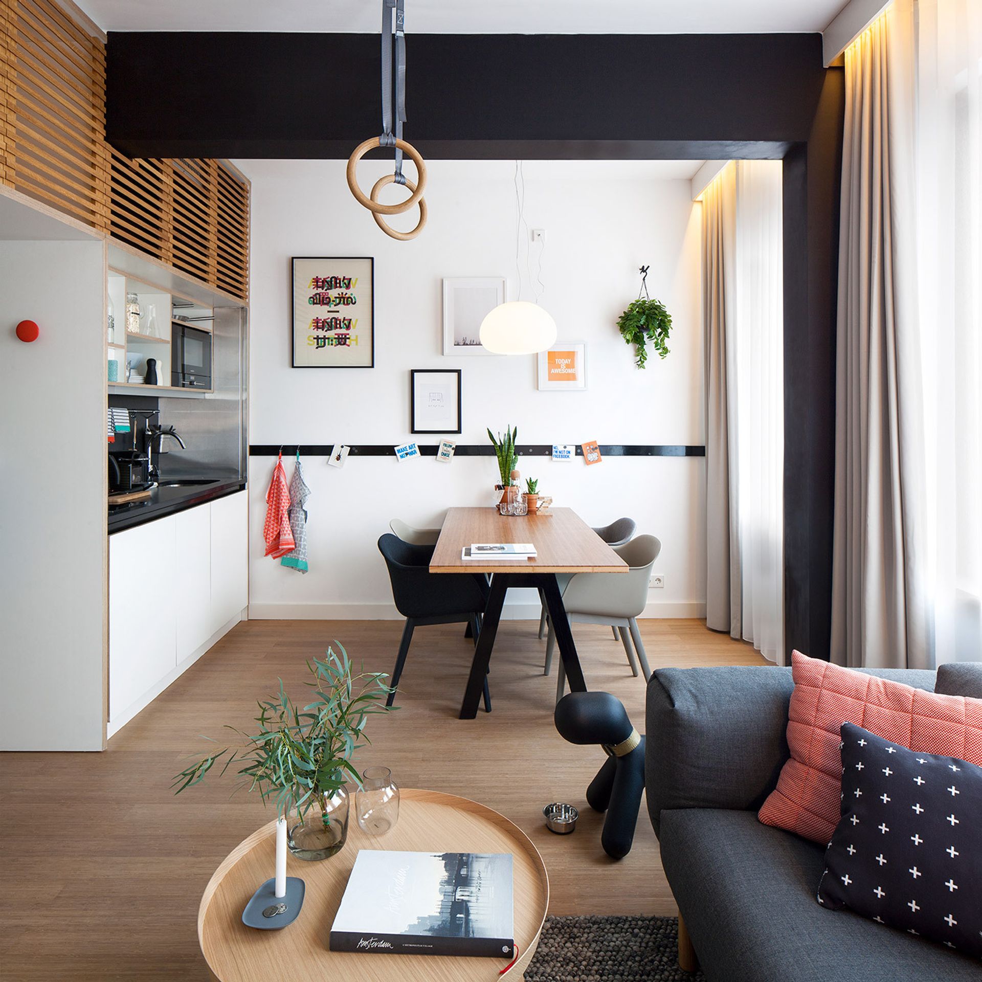 Minibyt na 24 m2 - 2 - GALERIE: Luxusní minibyt na 24 m2 (1/8)