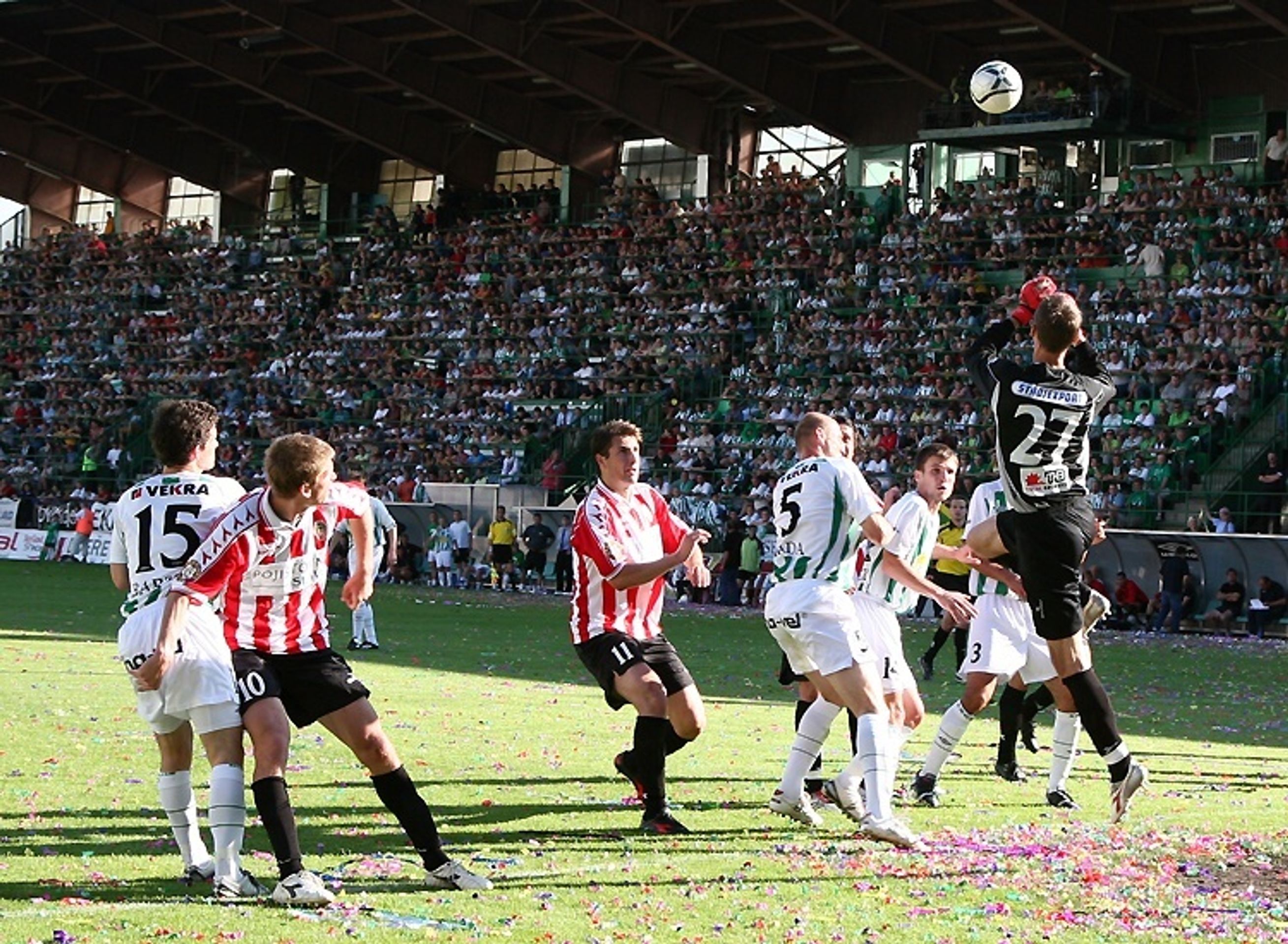 Bohemians 1905 vs. Viktoria Žižkov 4:1 - Z druhé ligy nakonec sestoupil B-tým Sigmy Olomouc (8/13)