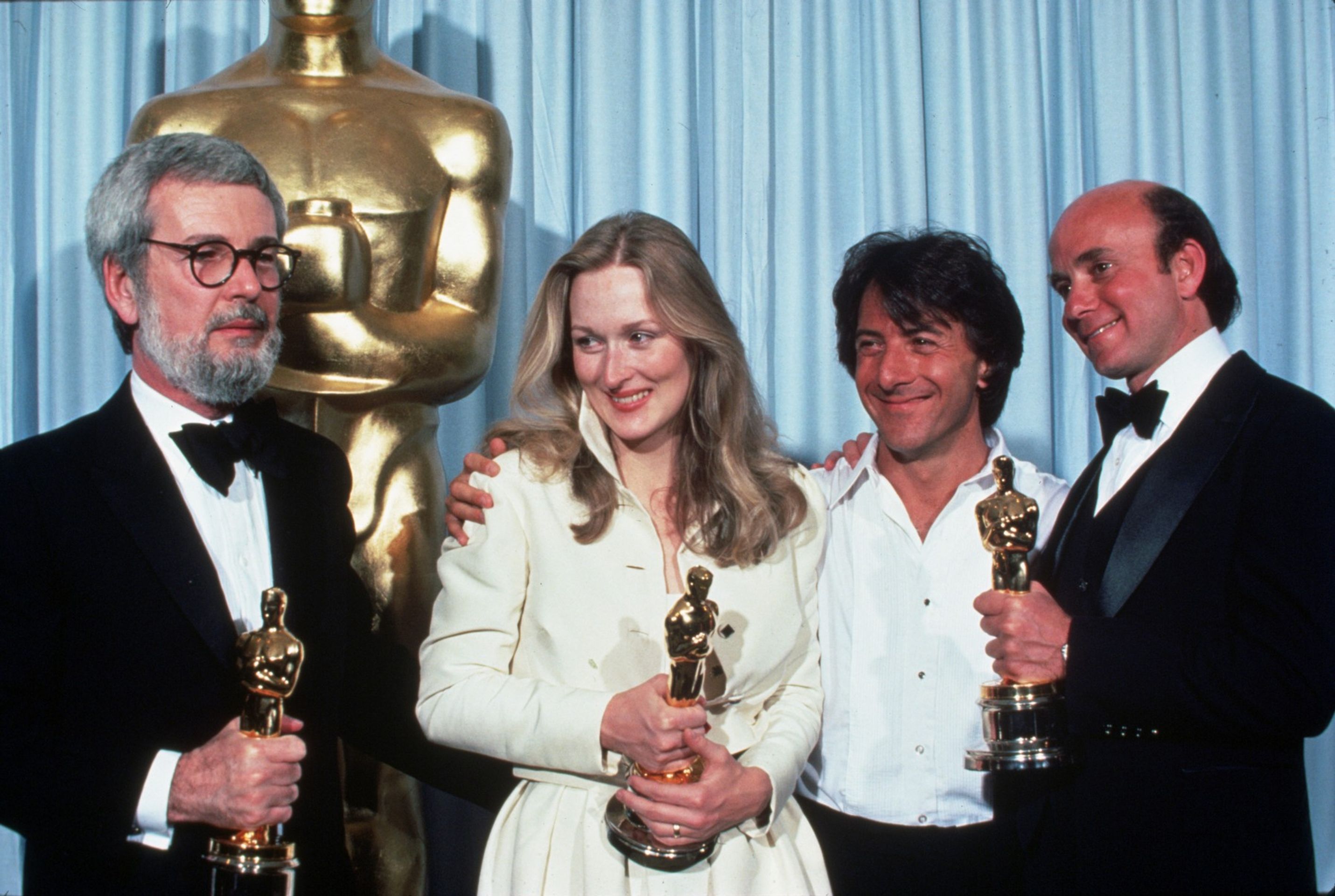 Robert Benton, Meryl Streepová, Dustin Hoffman a Stanley R. Jaffe získali Oscary za film Kramerová vs. Kramer, 15. 6. 1979 - Robert Benton (1/6)