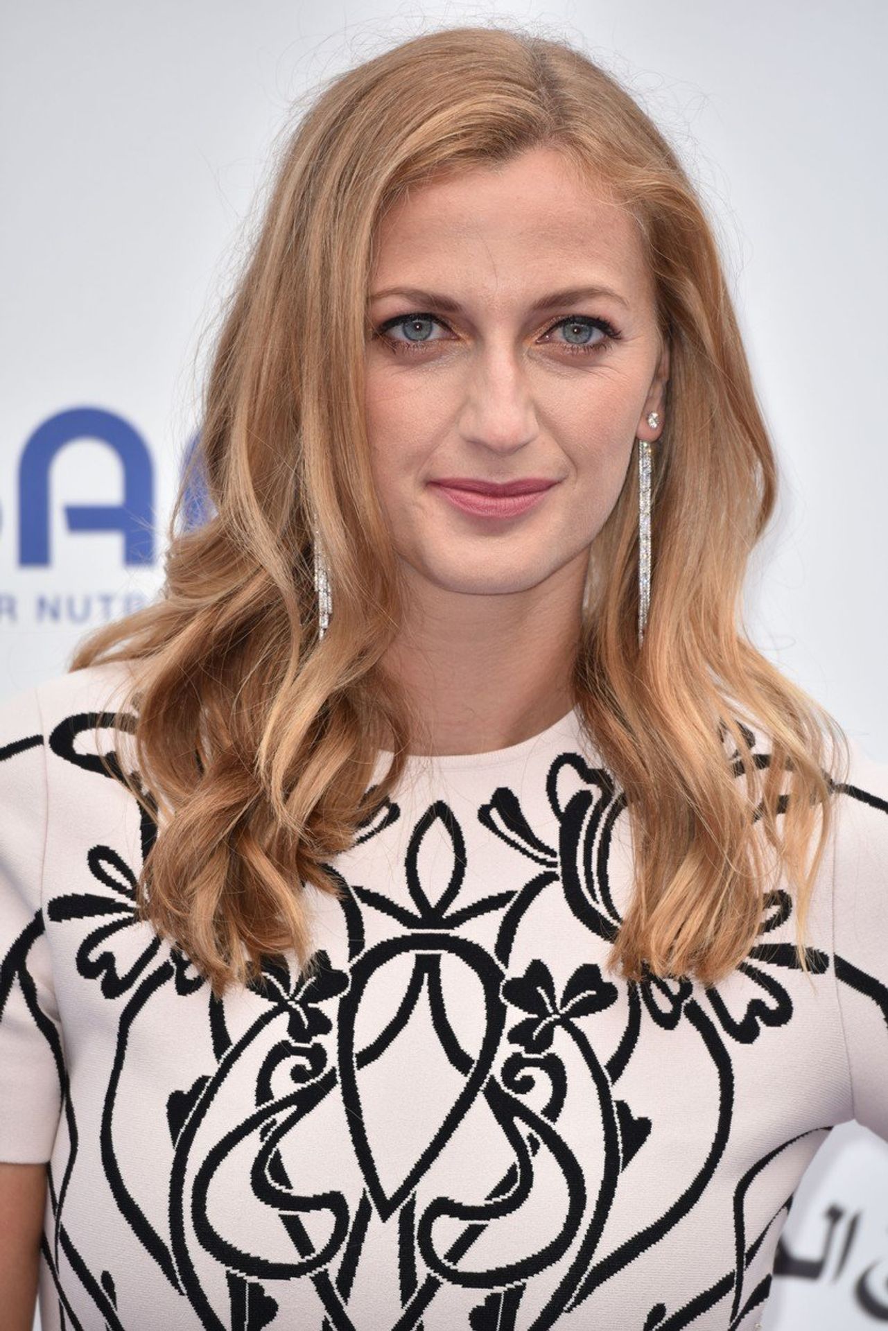 Petra Kvitová - GALERIE: Tenistky dorazily na wimbledonskou party (2/6)