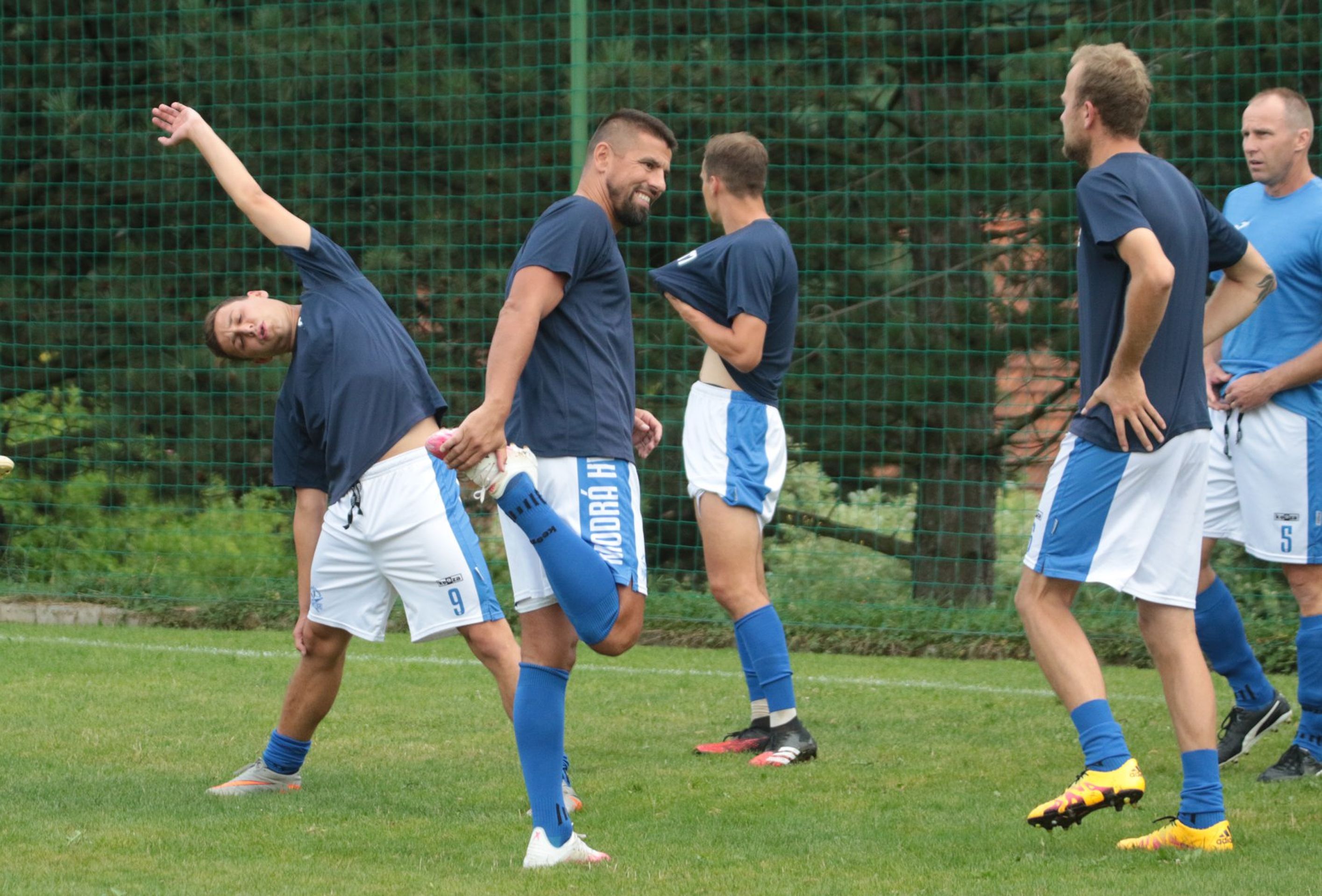 Milan Baroš - Milan Baroš nastoupil za rodné Vigantice (3/10)