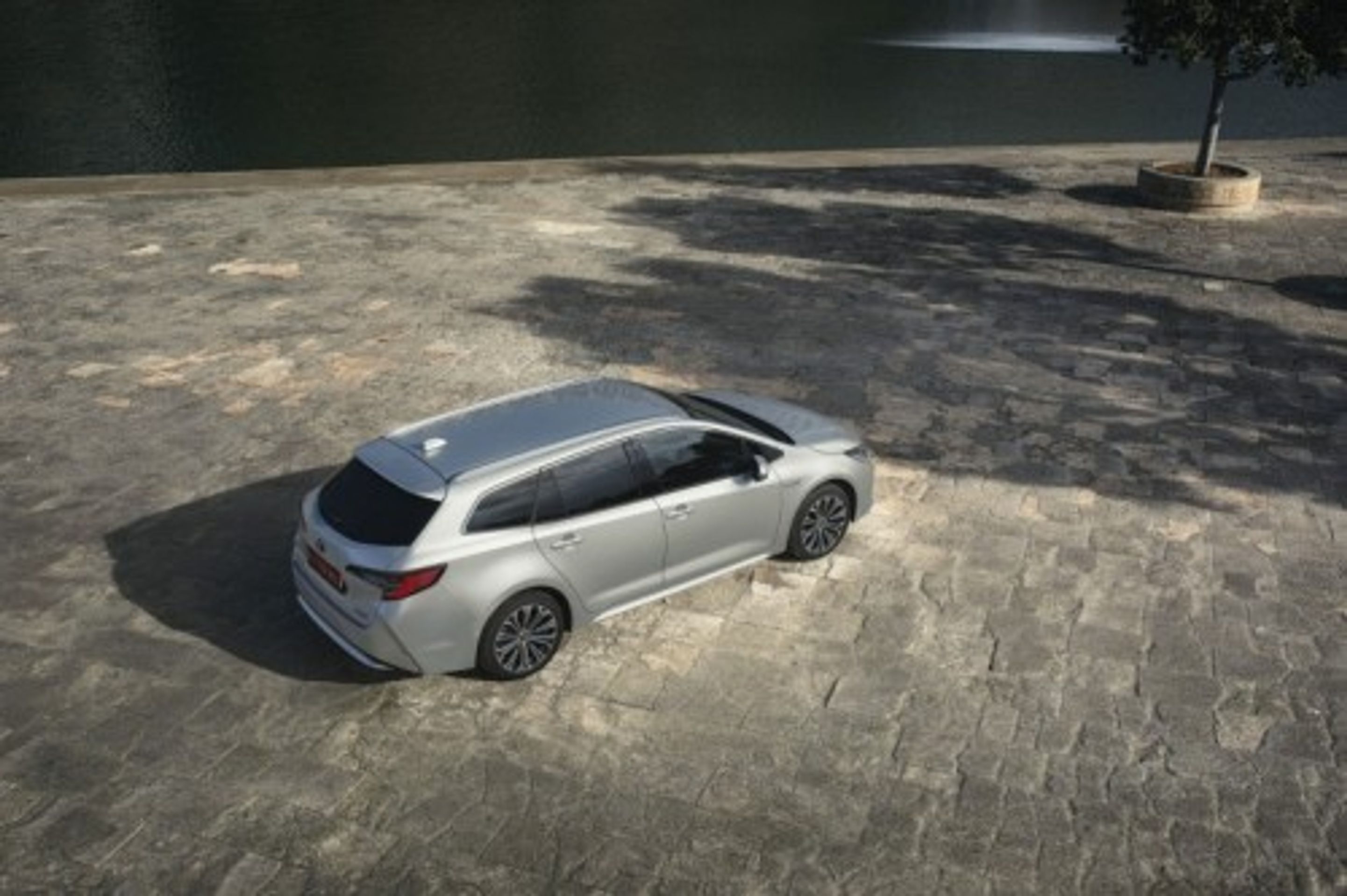Toyota Corolla - Touring Sports - 32 - Fotogalerie: Corolla jako rodinný kombík (22/24)