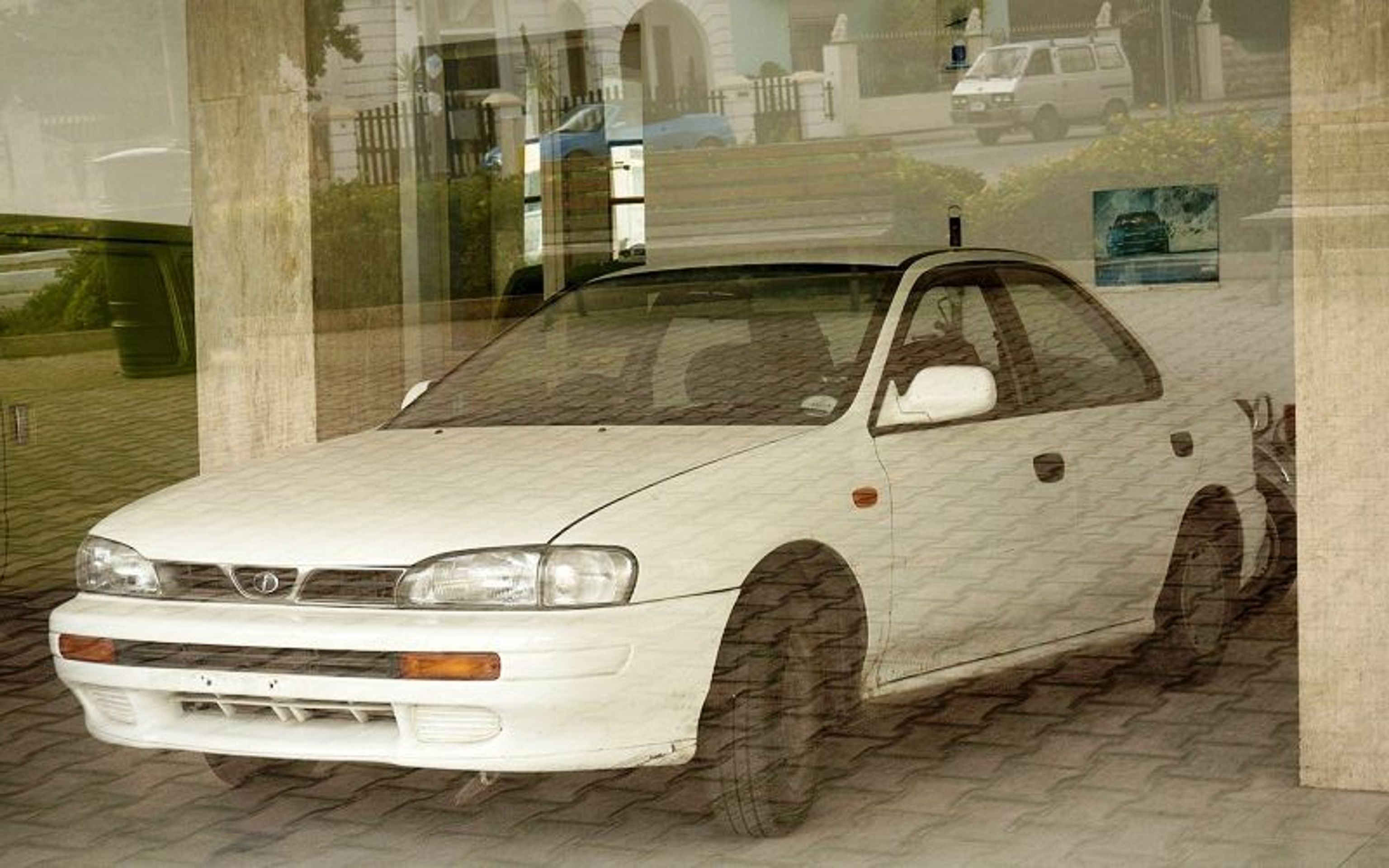 Opuštěný autosalon Subaru na Maltě - 21 - Fotogalerie: Opuštěná prodejna Subaru (8/10)
