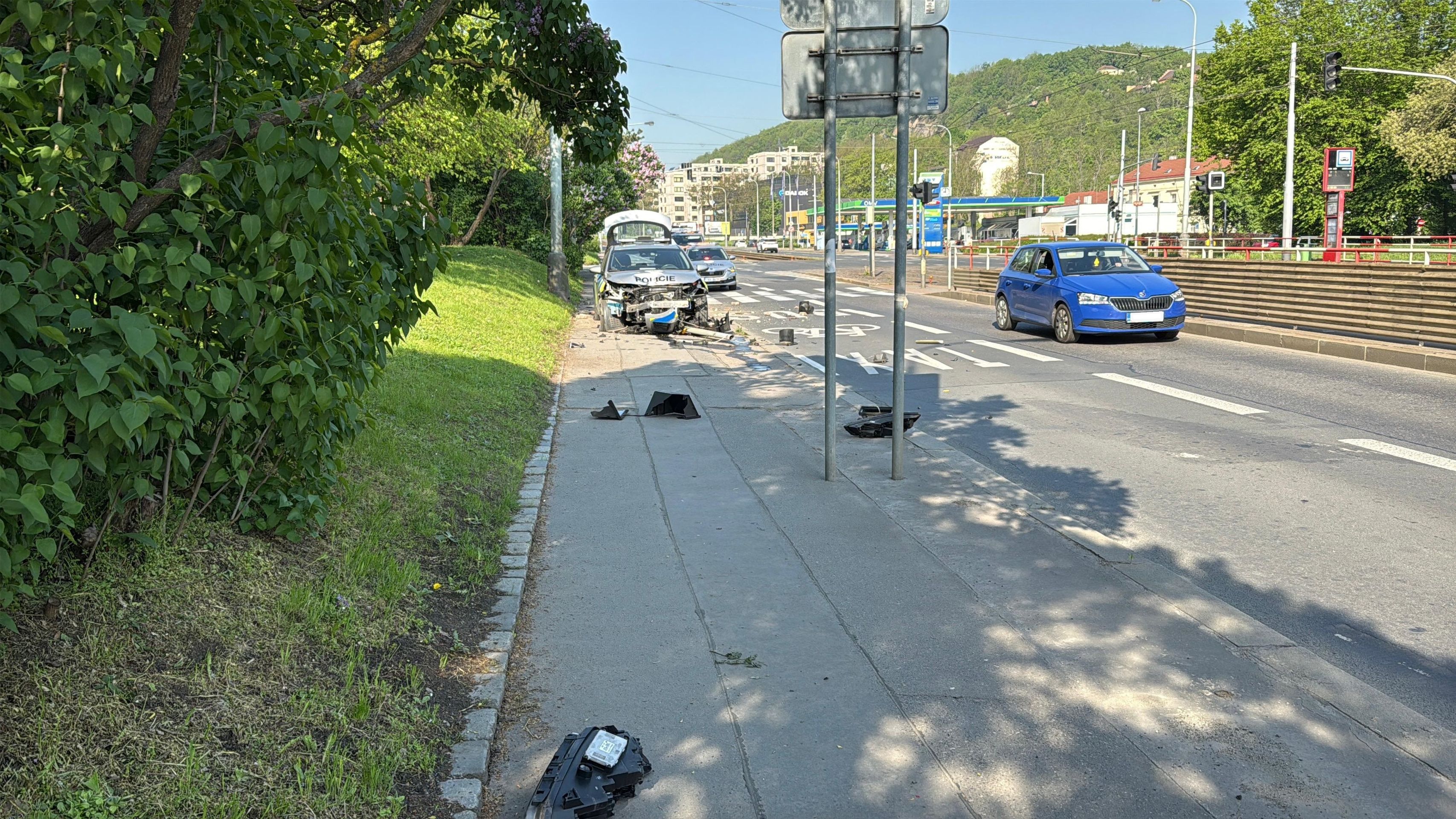 Nehoda policejního auta, 1. 5. 2025 - Nehoda policejního auta, 1. 5. 2025 (16/16)