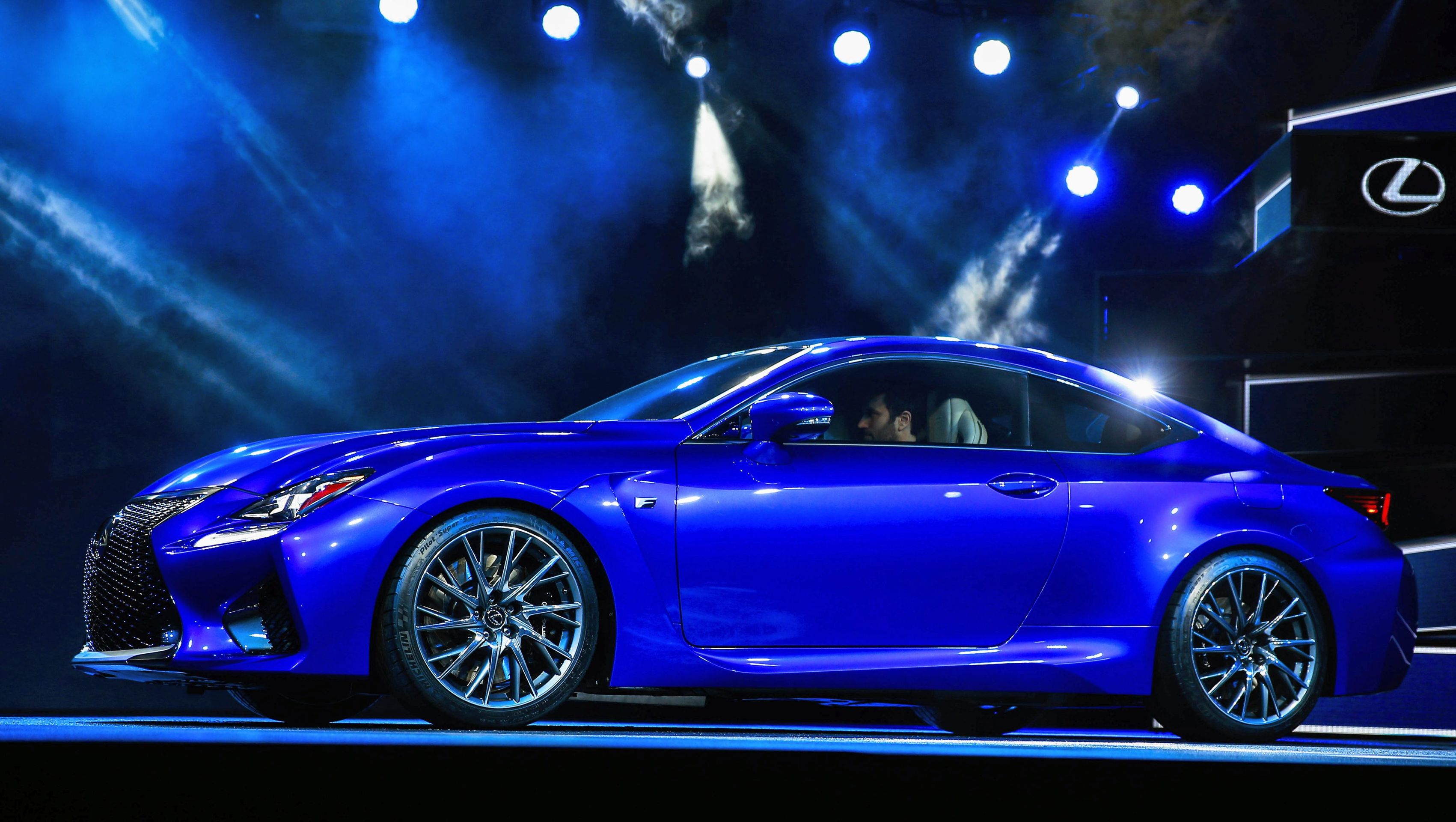 Novinky z autosalonu v Detroitu - Lexus RC F - FOTOGALERIE: Novinky z autosalonu v Detroitu (7/13)