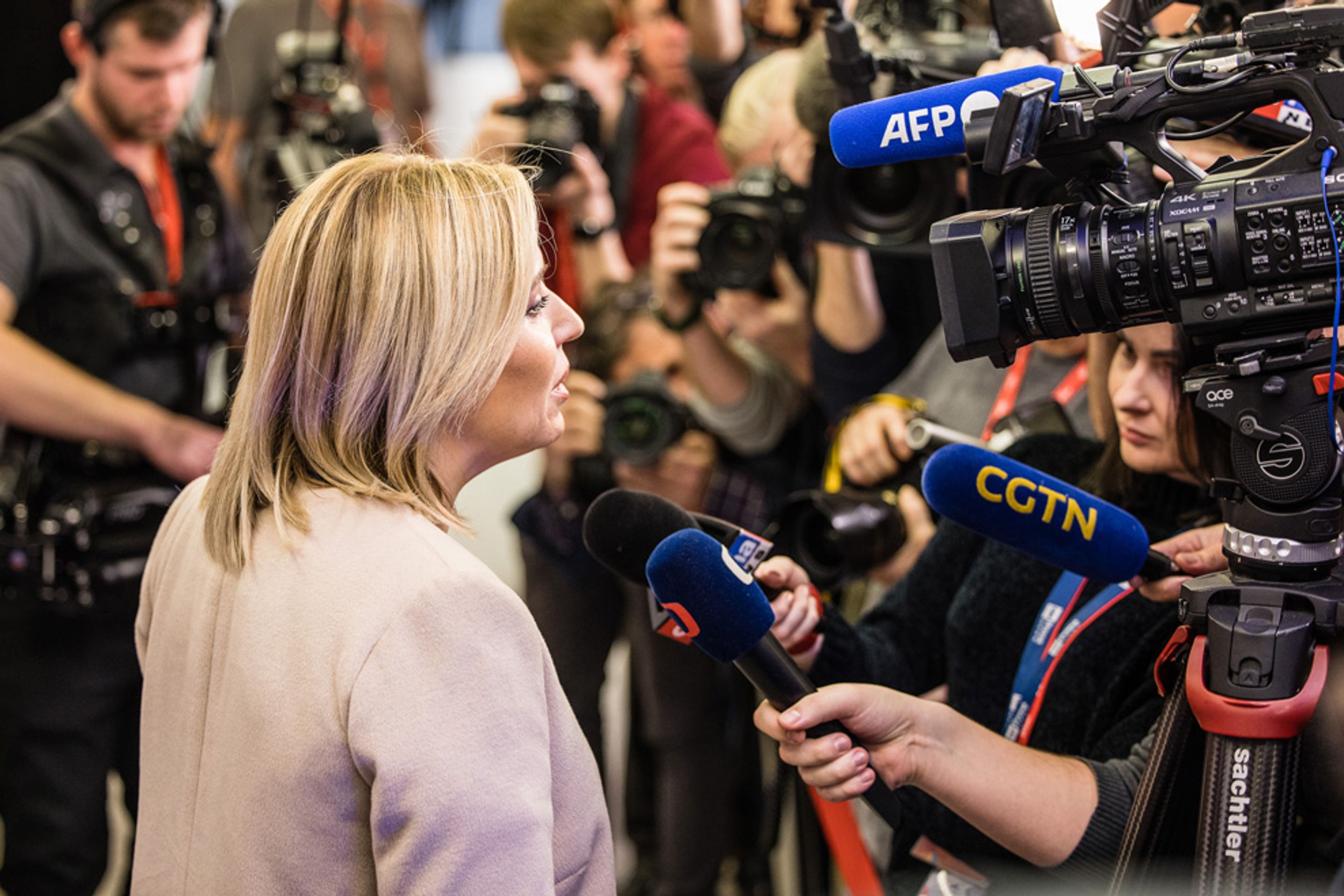 Druhá debata kandidátů (16) - Debata tří favoritů (16/31)