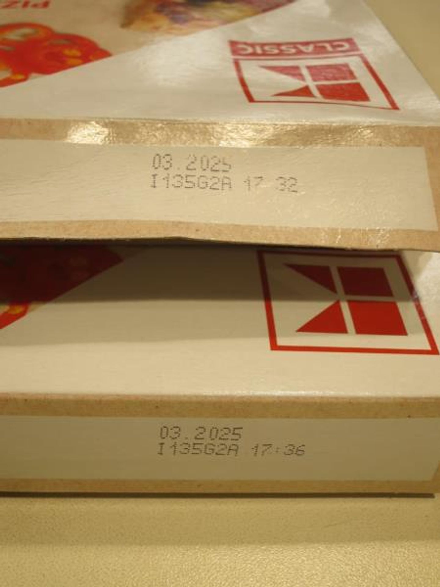 Zdraví nebezpečná pizza K Classic Pizza Diavolo 350 g (15) - Zdraví nebezpečná pizza (8/12)