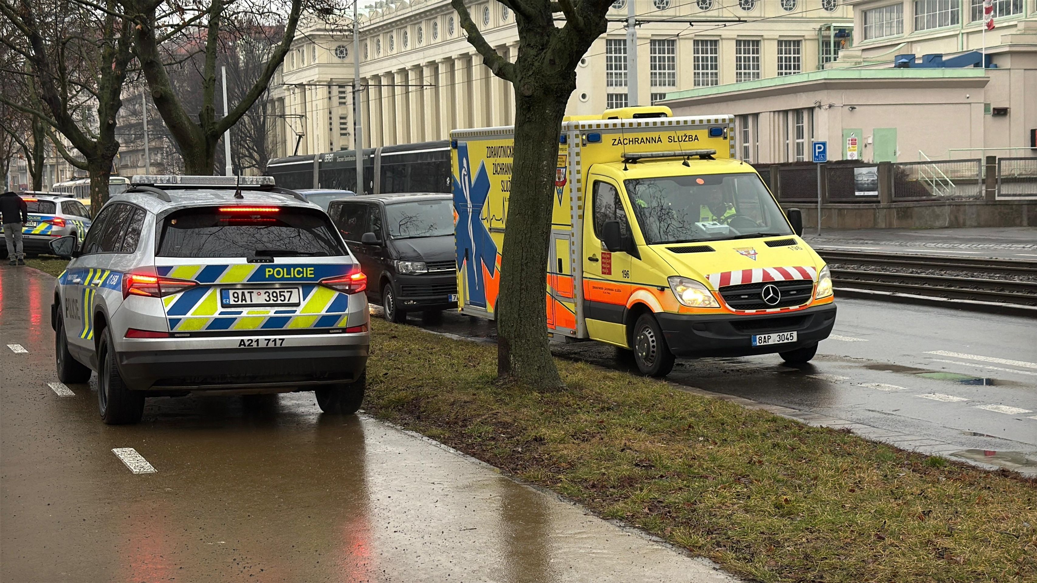 Zásah policejních vyjednavačů v Praze (5) - Zásah policejních vyjednavačů v Praze (5/5)