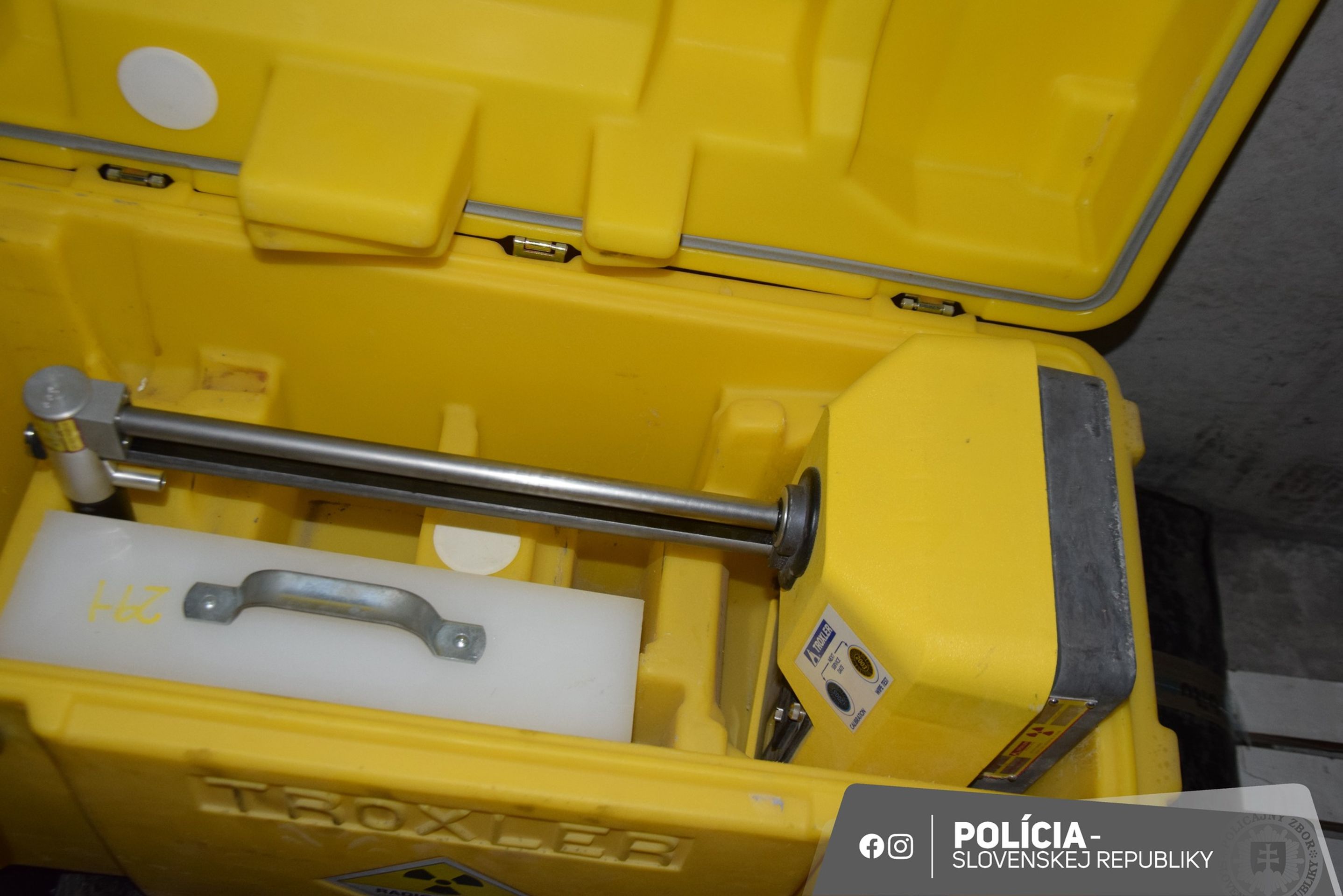 Slovenská police zadržela jaderný materiál - Slovenská police zadržela jaderný materiál (2/3)