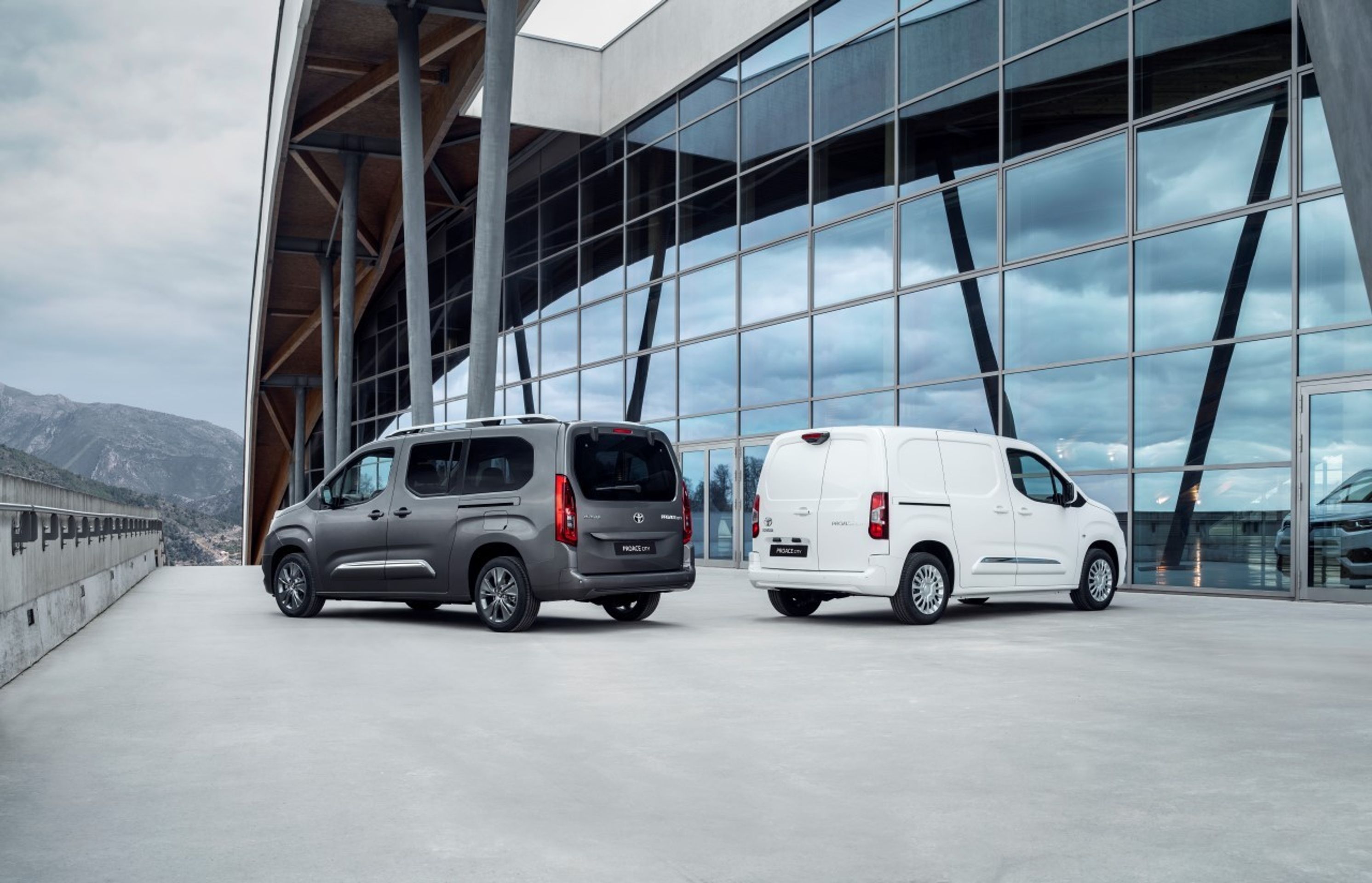 Toyota Proace City - 41 - Fotogalerie: Toyota Proace City jako dodávka i auto pro rodinu (10/28)