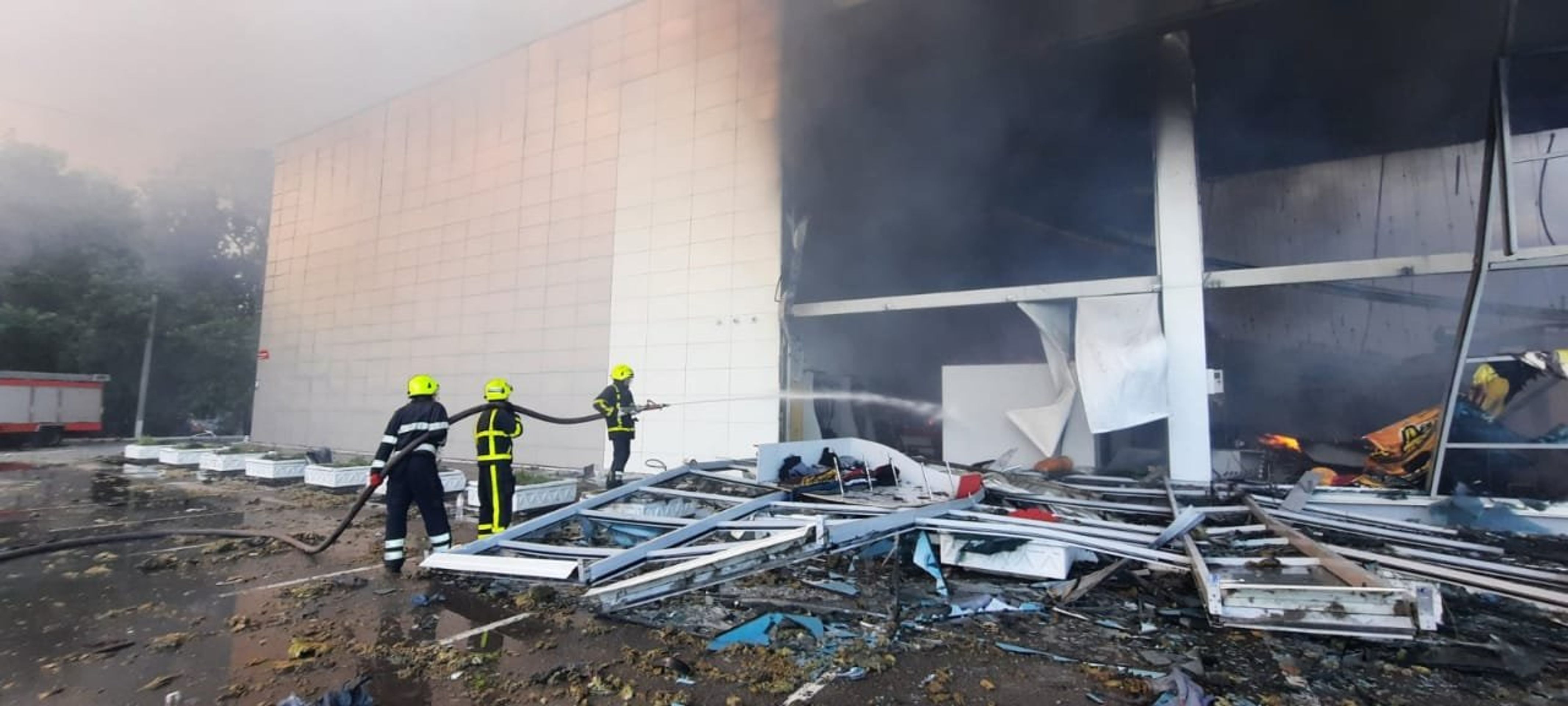 Útok na obchodní dům na Ukrajině (2) - Útok na obchodní dům na Ukrajině (2/13)