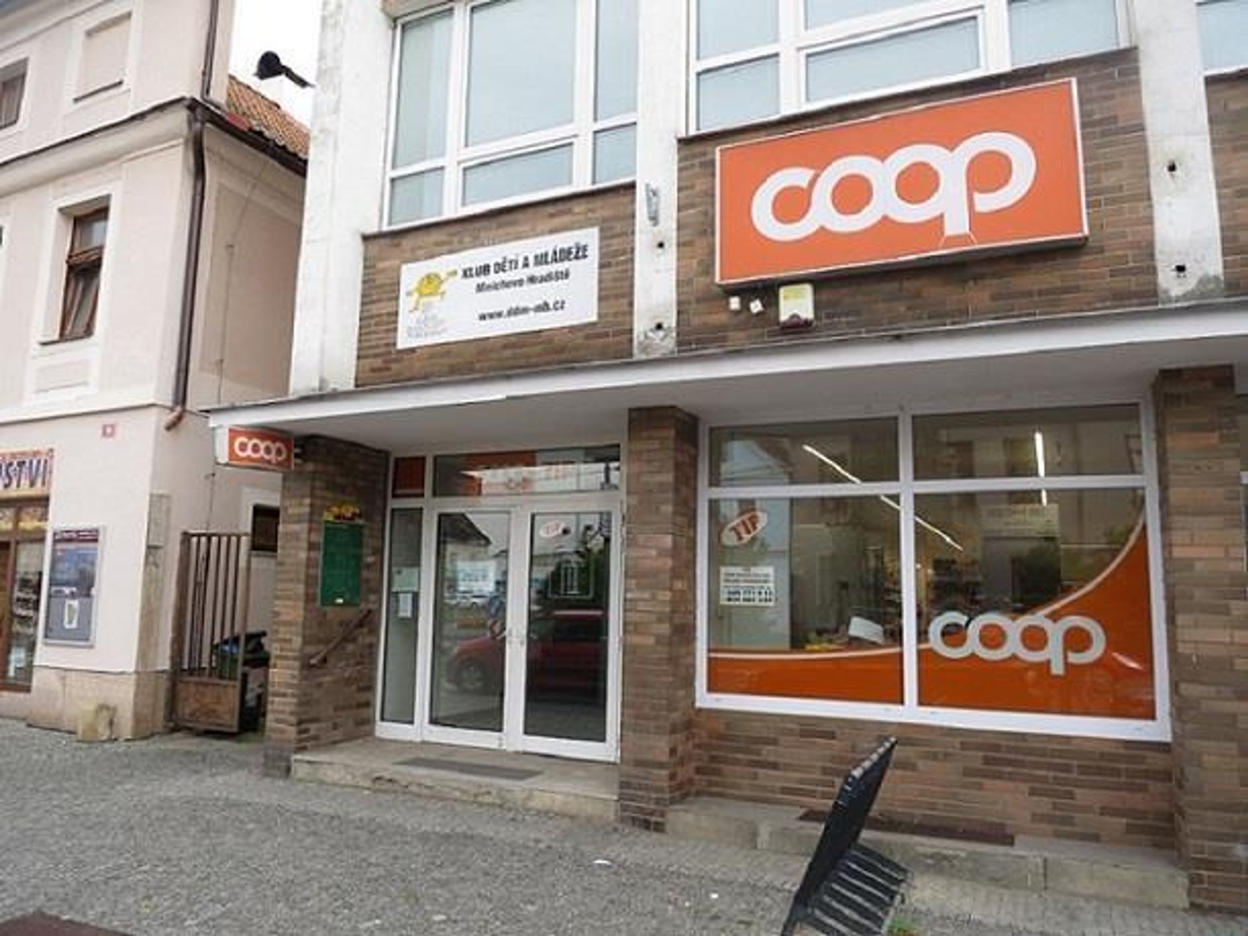 Uzavřené provozovny: COOP - Mnichovo Hradiště - 6 - GALERIE: Uzavřené obchody (20/31)